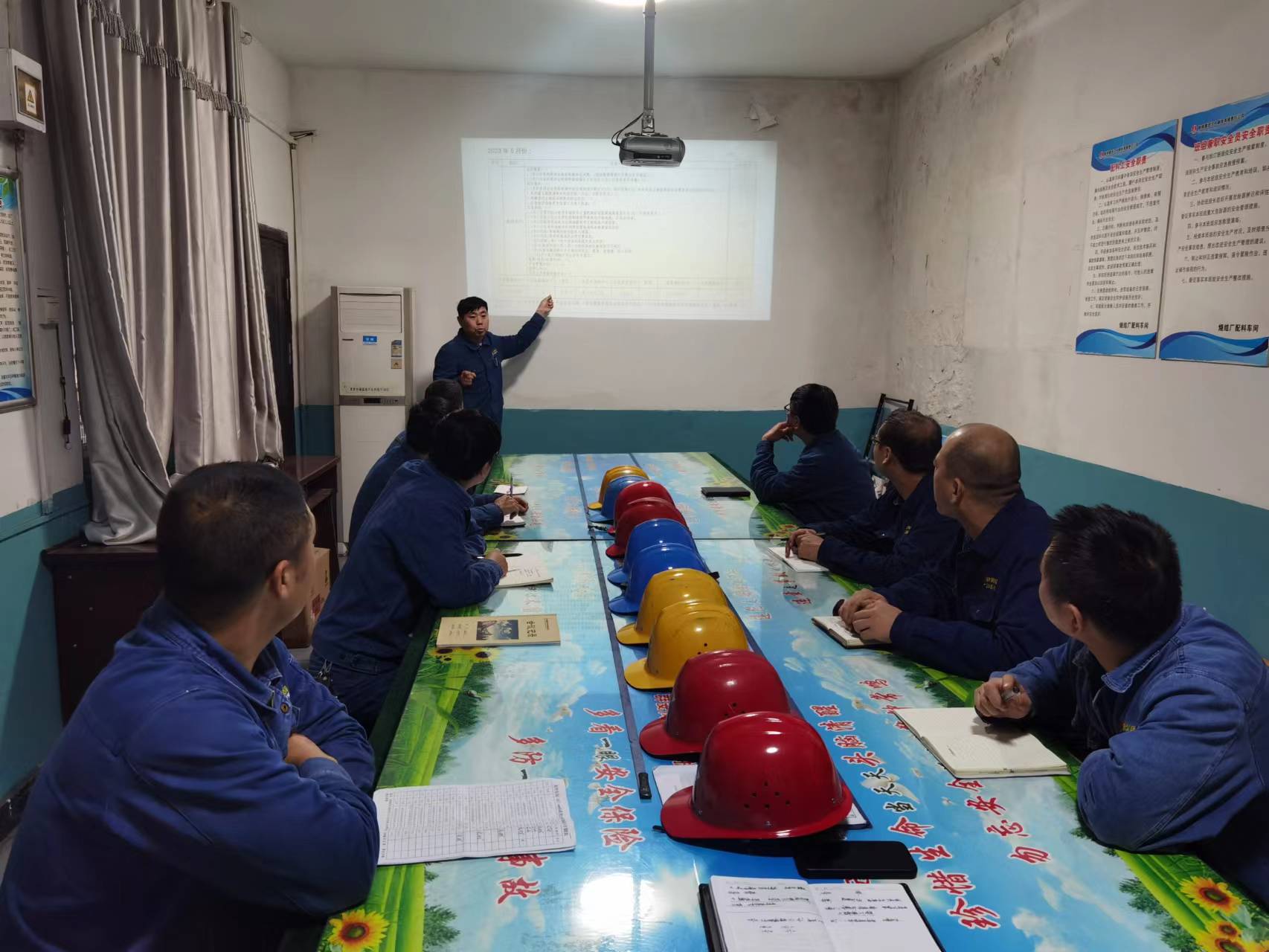 发挥“党建＋”作用，筑牢生产“防护网”