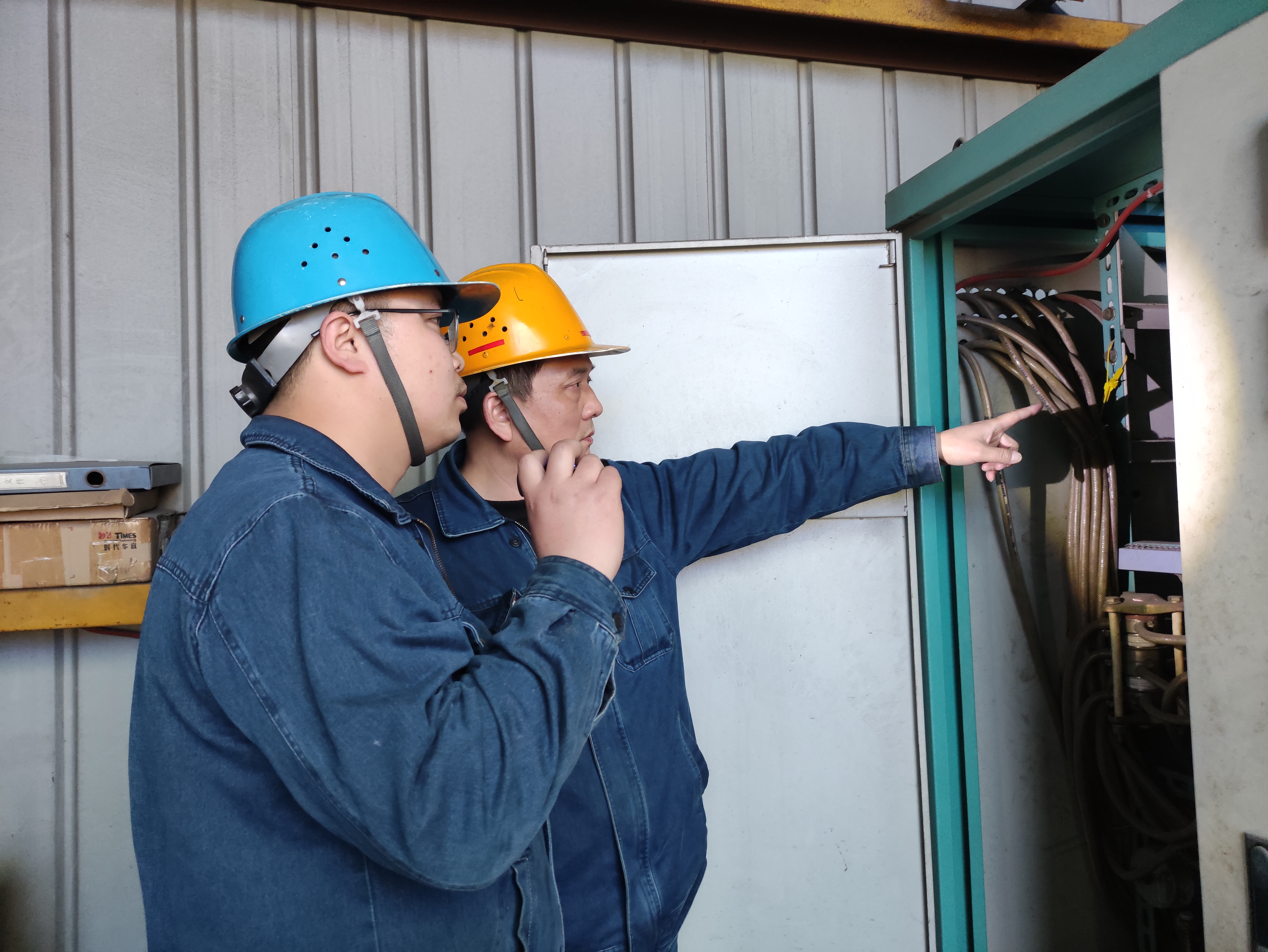 紧盯“三张单”,算清“安全账” 紧盯“三张单”,算清“安全账”