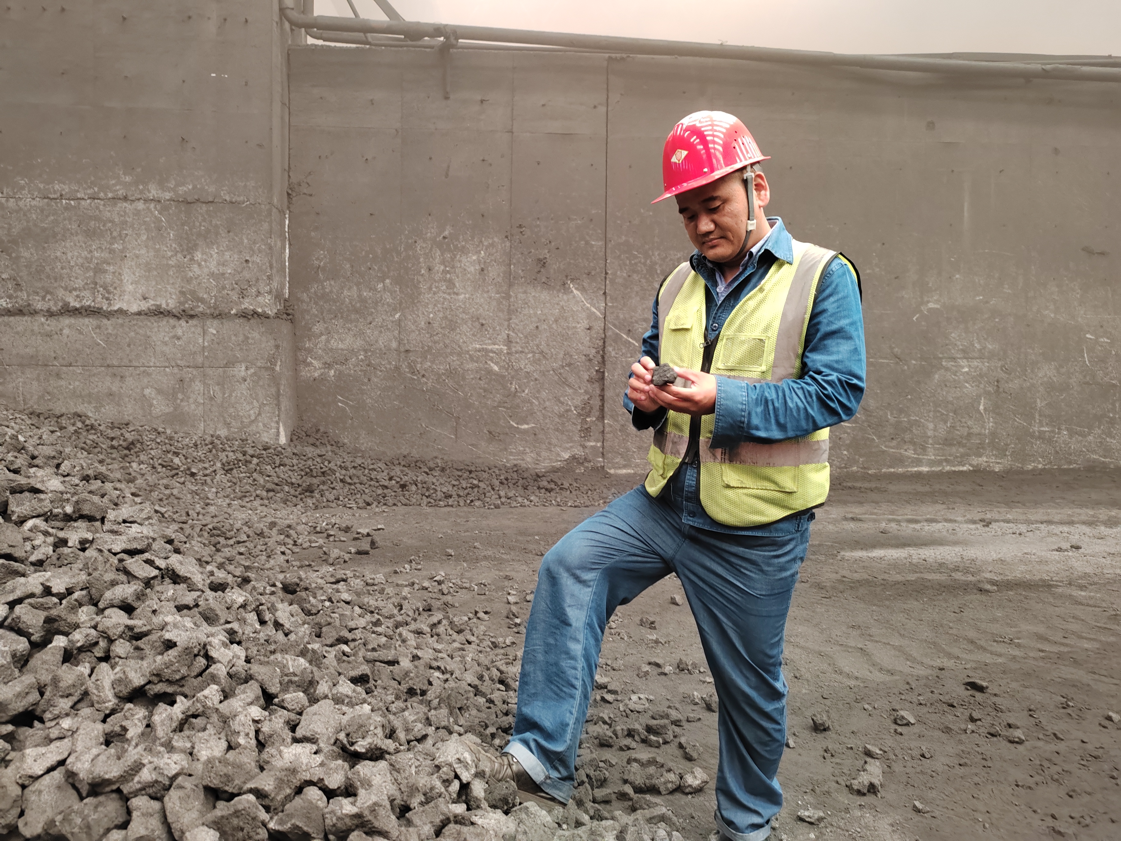 以“廉心”守“初心” 你认真的样子最美 以“廉心”守“初心” 你认真的样子最美