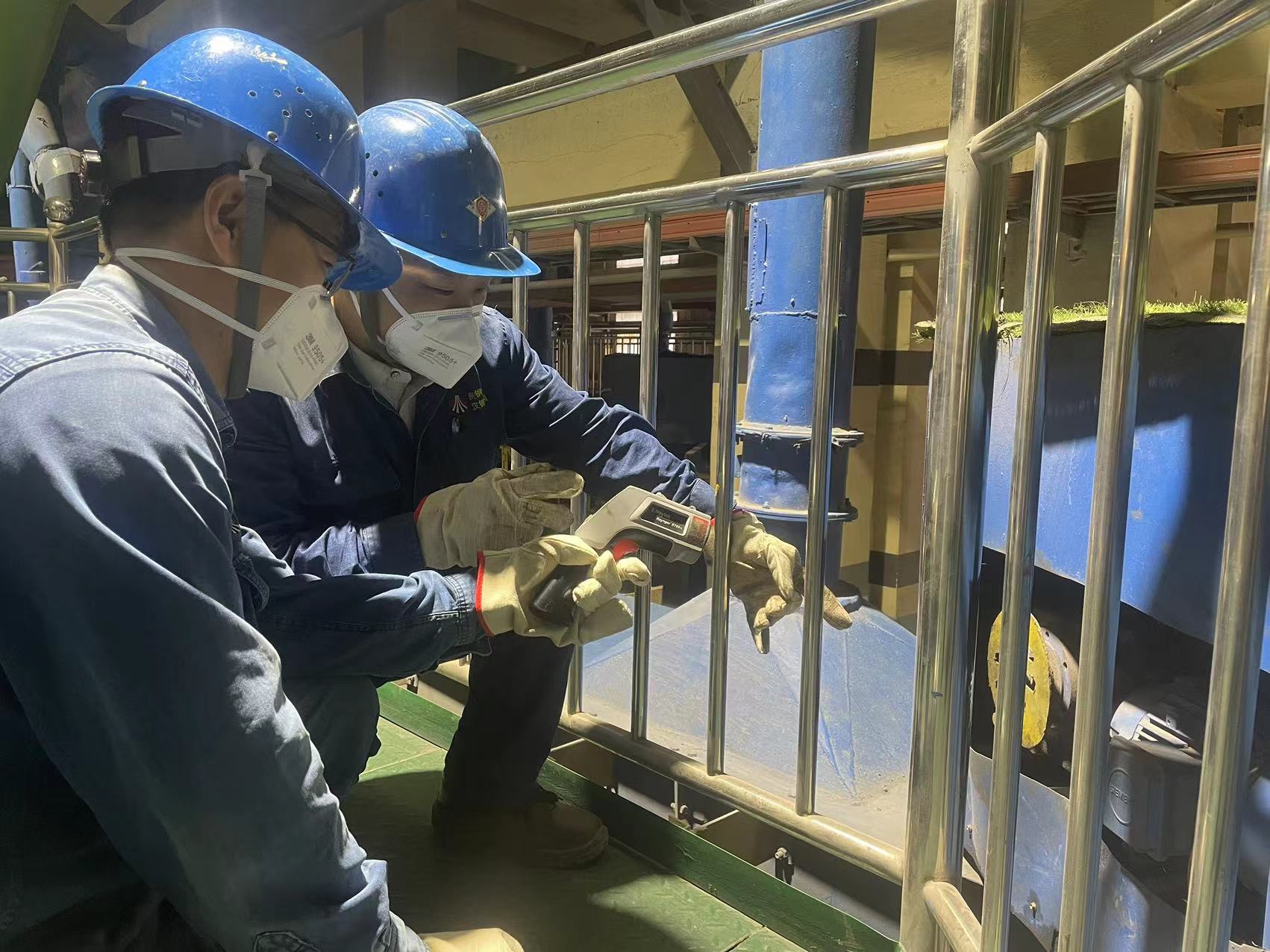 巧用“三面镜”吹响百日攻坚“冲锋号”