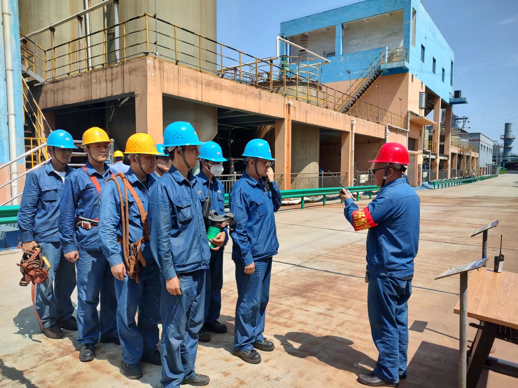 紧盯“三张网” 砌牢平安“高墙”