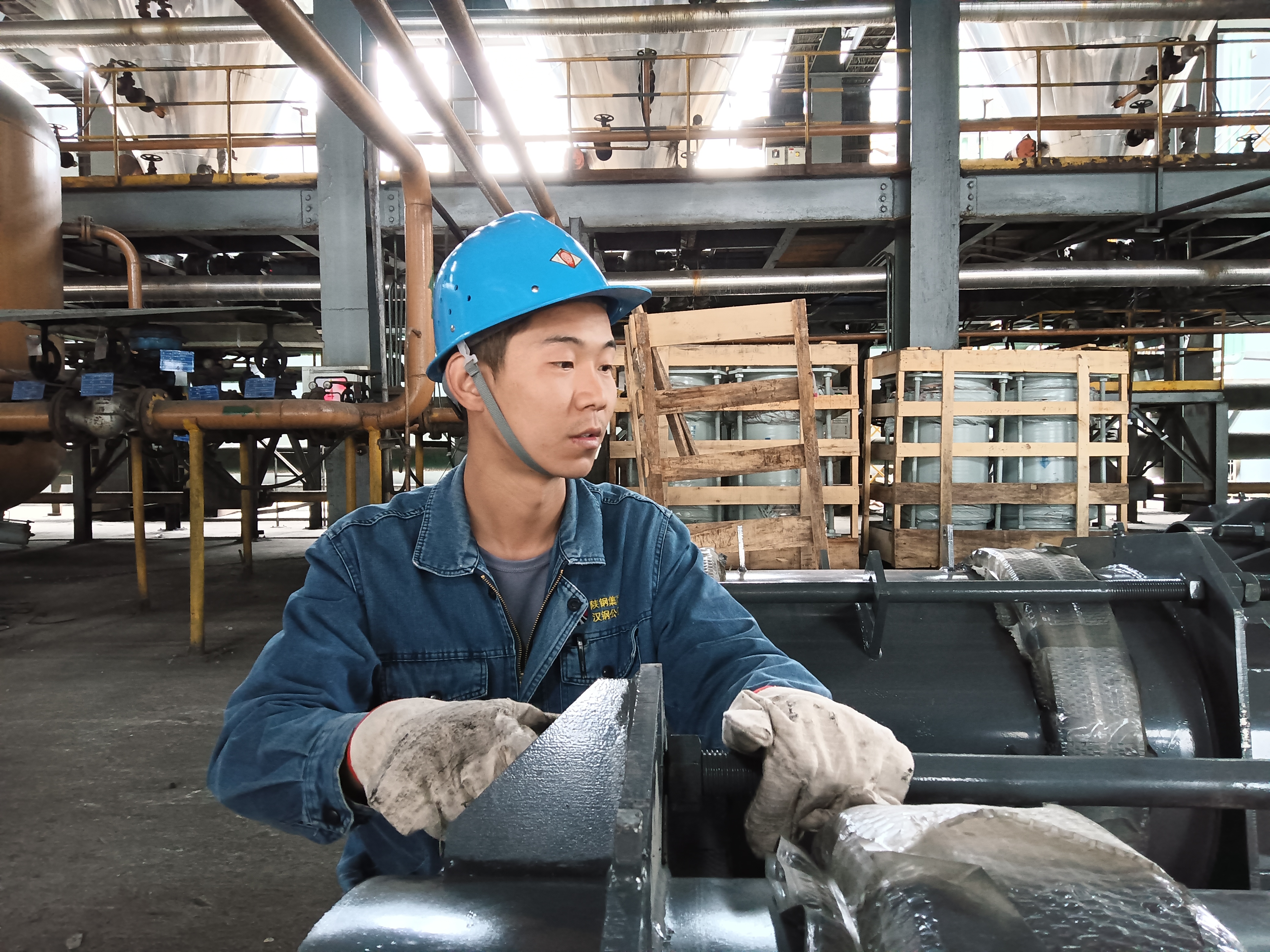 一元、千元、上万元, 每一元都是他对降本的执着 一元、千元、上万元, 每一元都是他对降本的执着