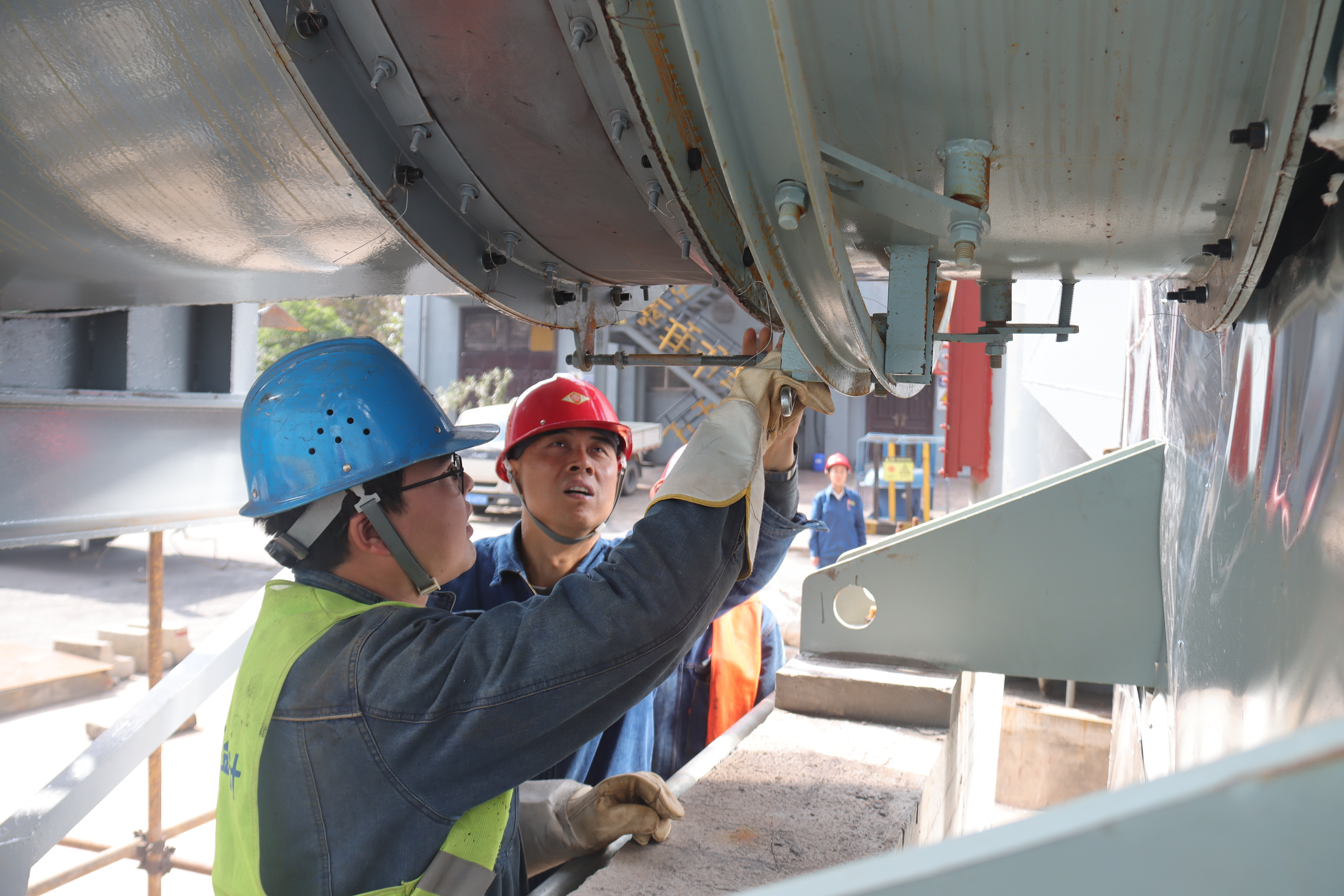 用拳拳匠心铸就钢铁情怀