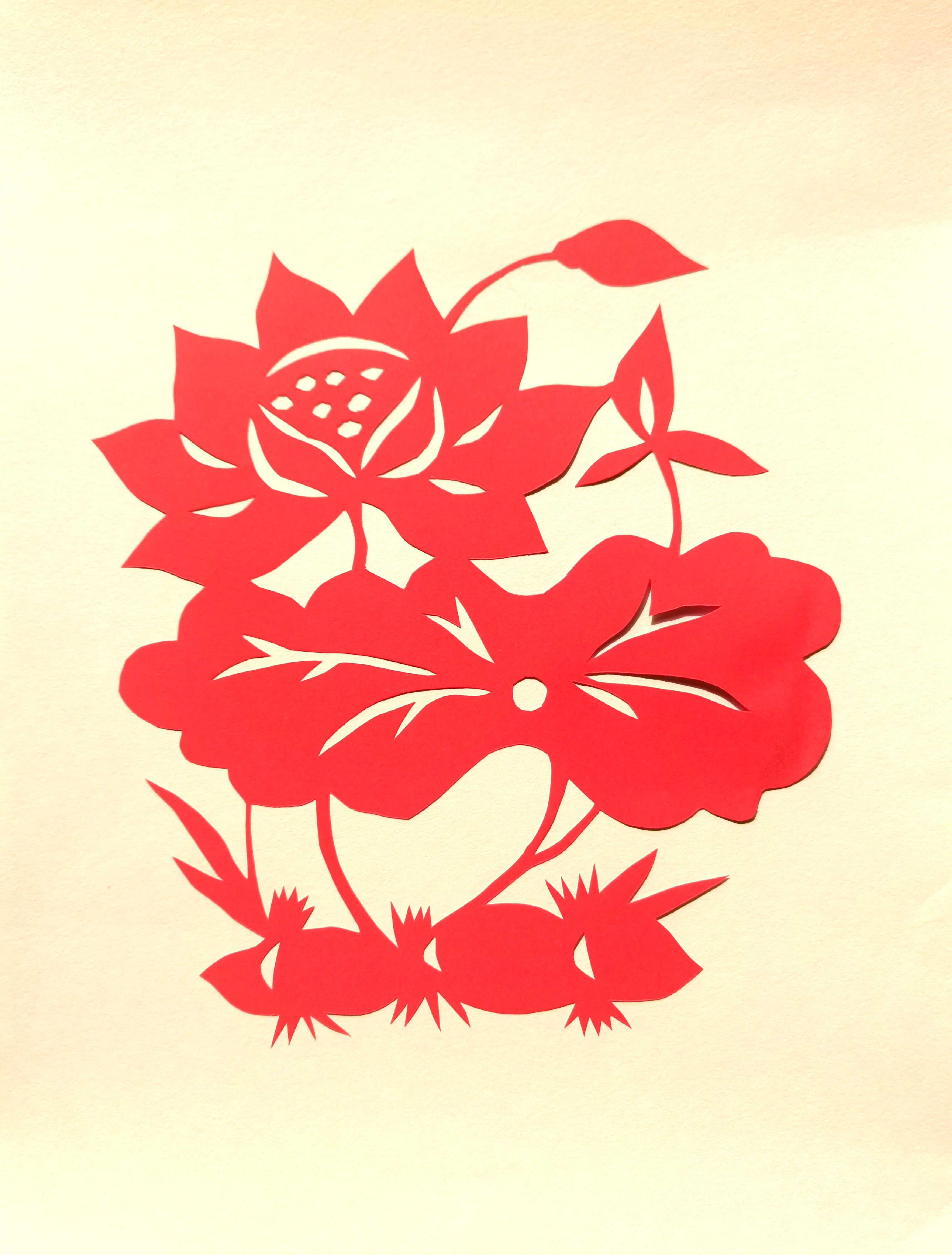 清风拂面来 “廉”花朵朵开