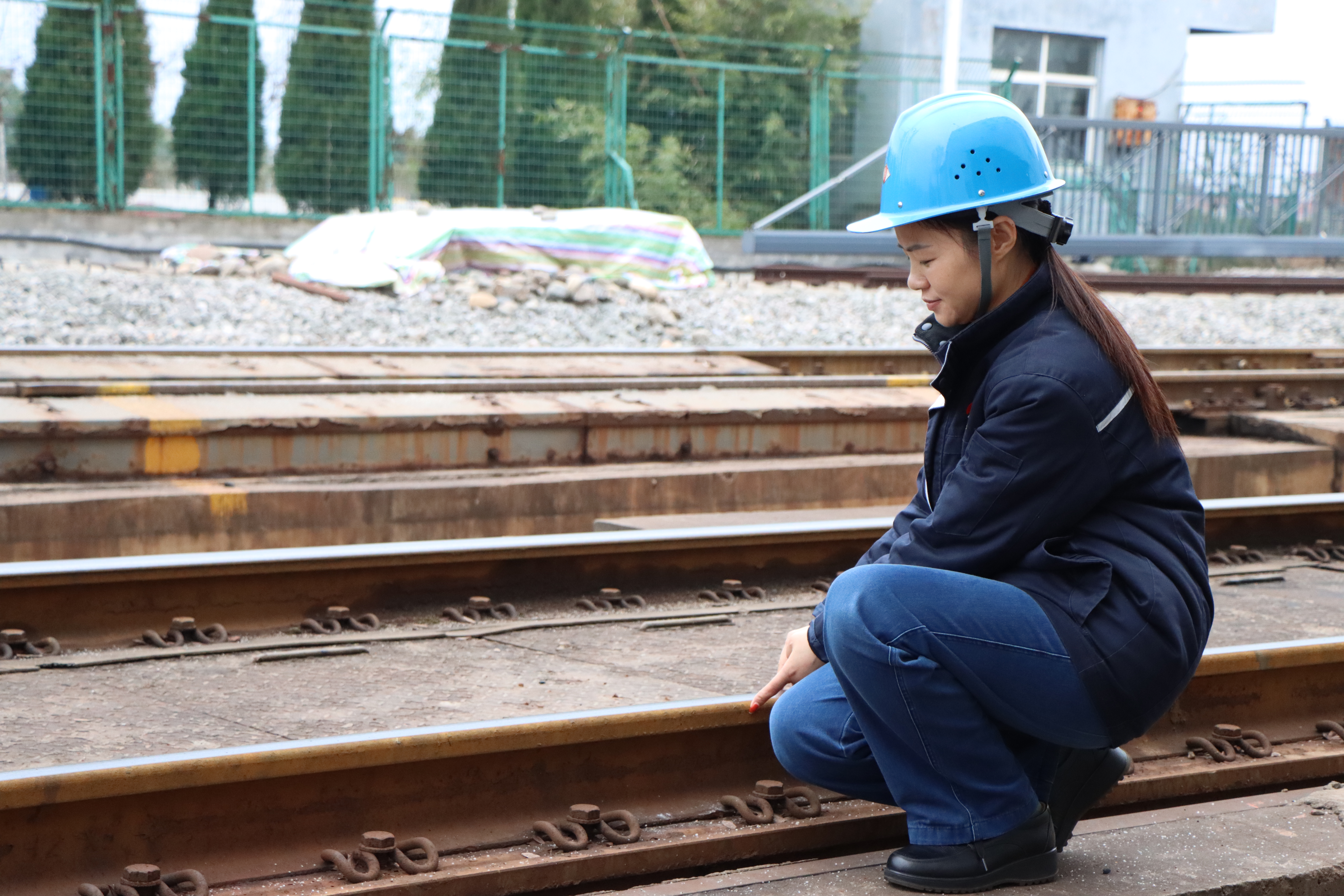 闪闪发光的“检斤蓝”! 闪闪发光的“检斤蓝”!