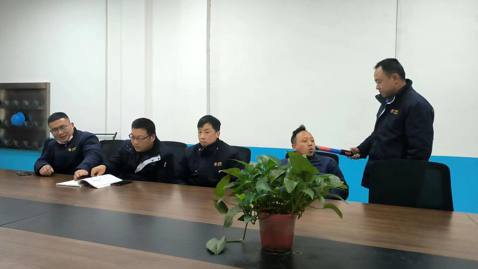 春节“青”在岗 安全有力量 春节“青”在岗 安全有力量