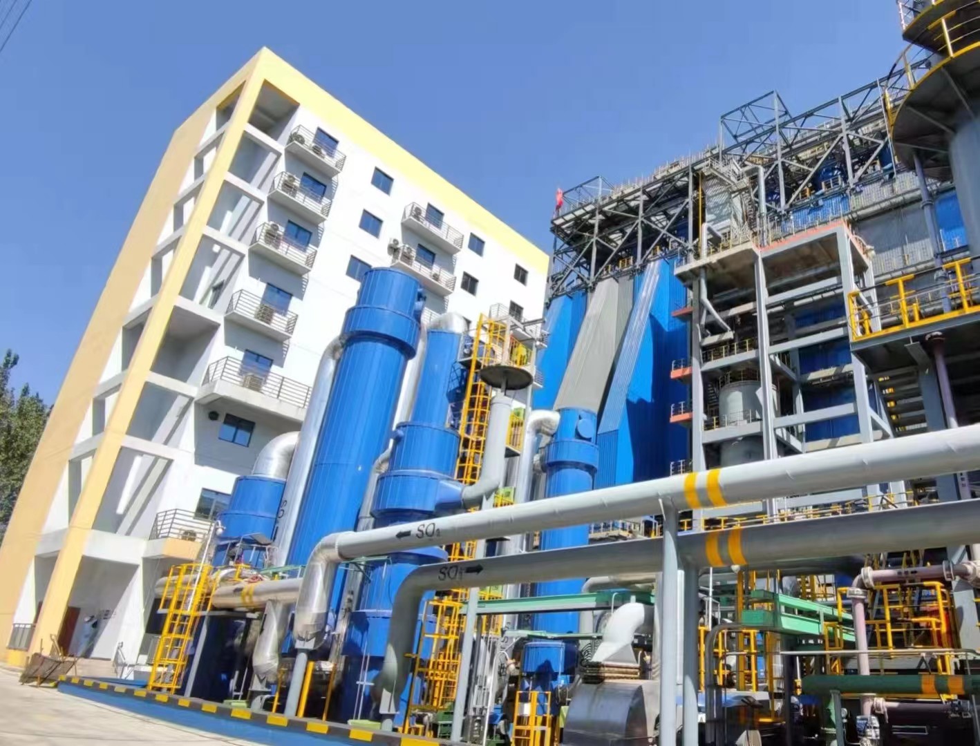 实施“增绿添彩”行动 提升生态“高颜值”