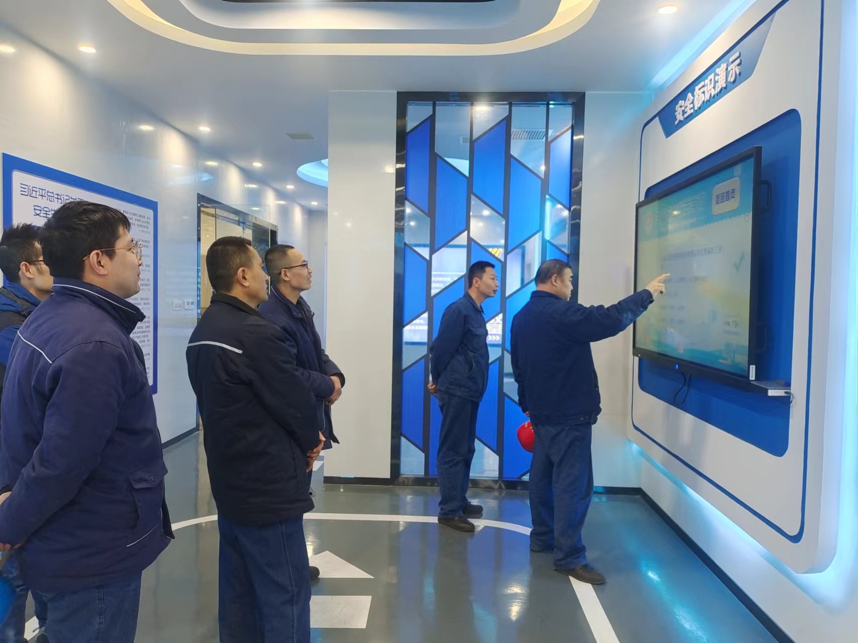 扎牢安全“篱笆” 打造满满“安全感” 扎牢安全“篱笆” 打造满满“安全感”