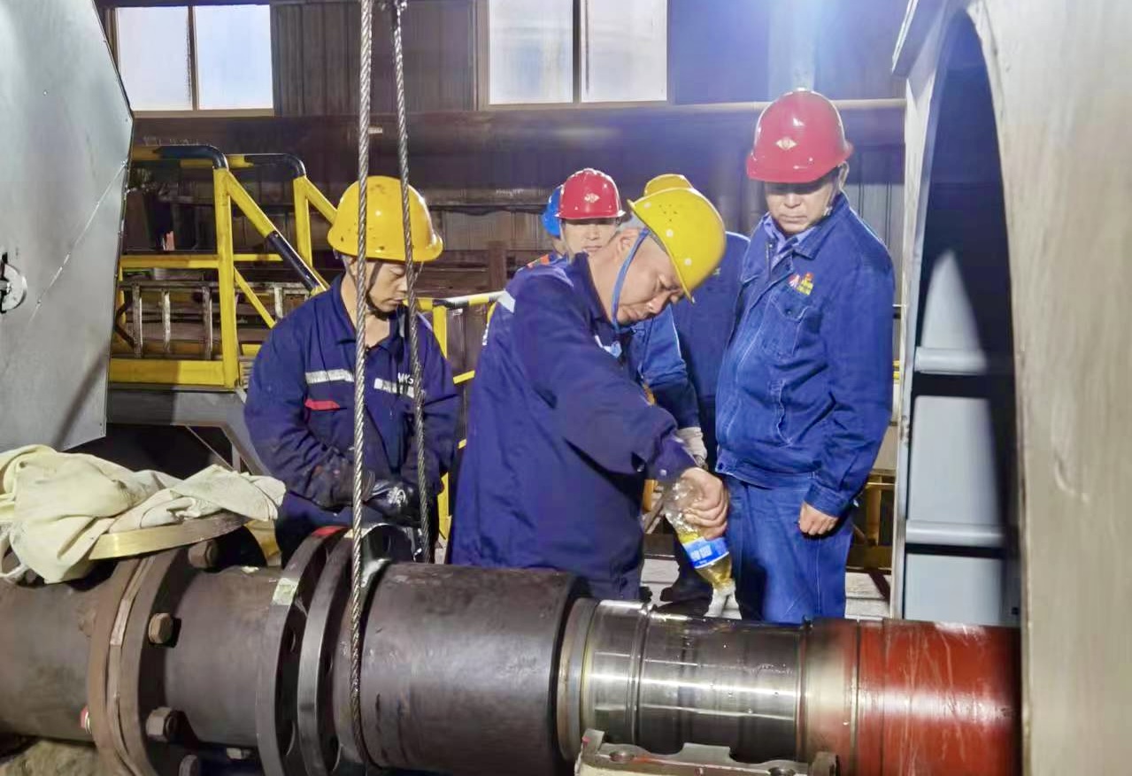 劳动竞赛“三重奏”铸就能打“硬仗”的设备新格局