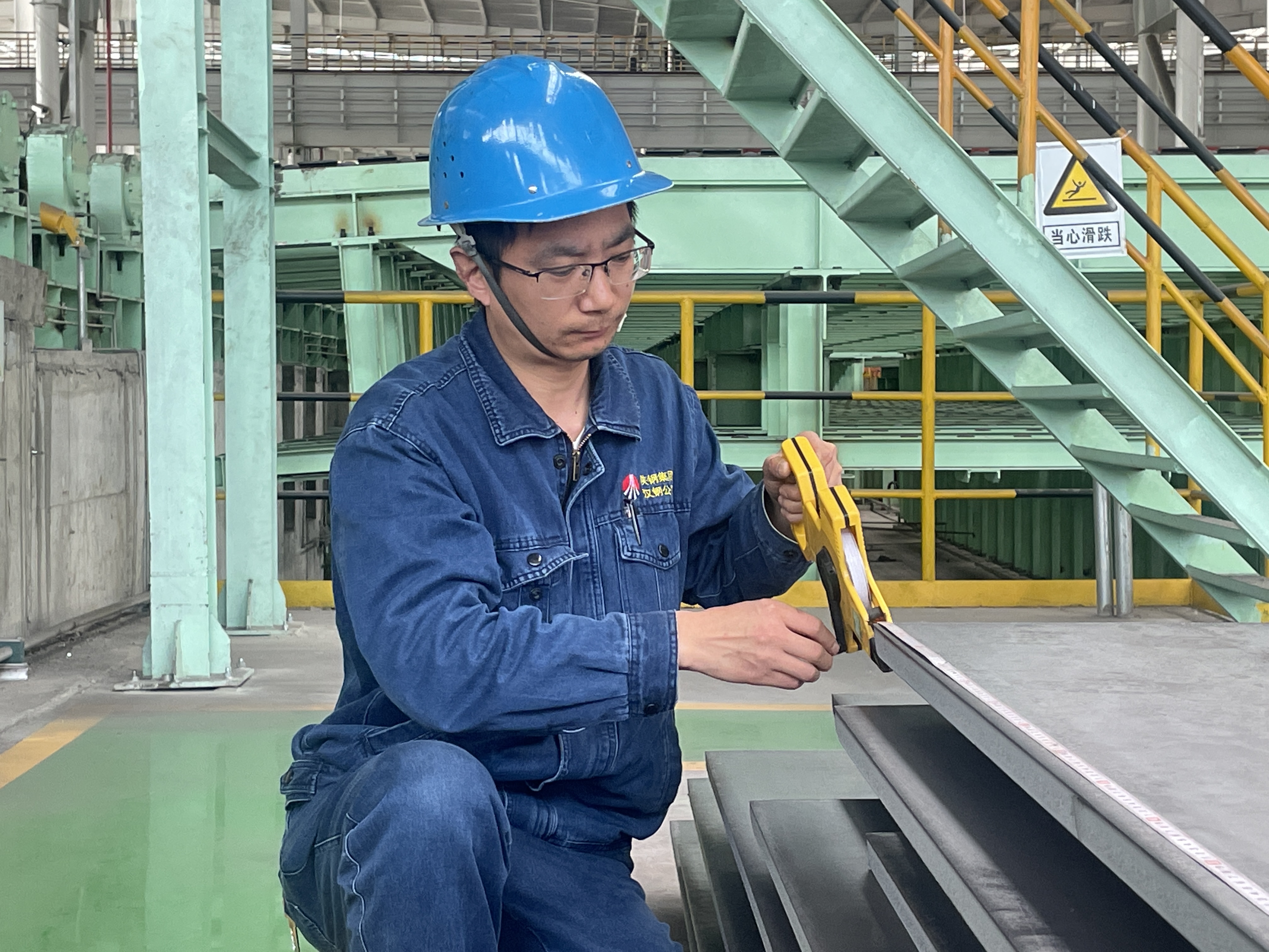 关注!板材发运背后的“坚韧”“创新”“认真” 关注!板材发运背后的“坚韧”“创新”“认真”