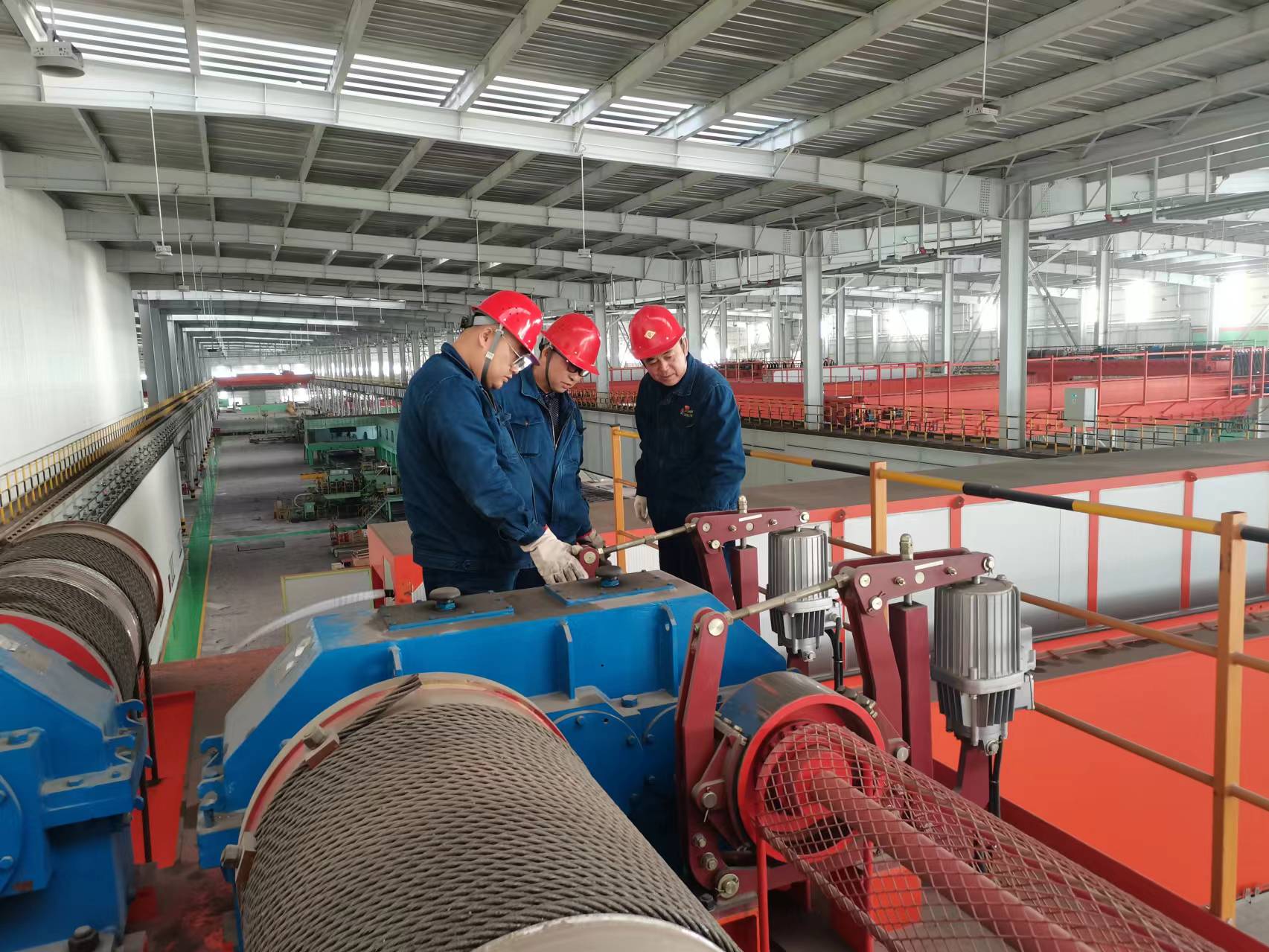 致敬！勤劳双手酿造幸福