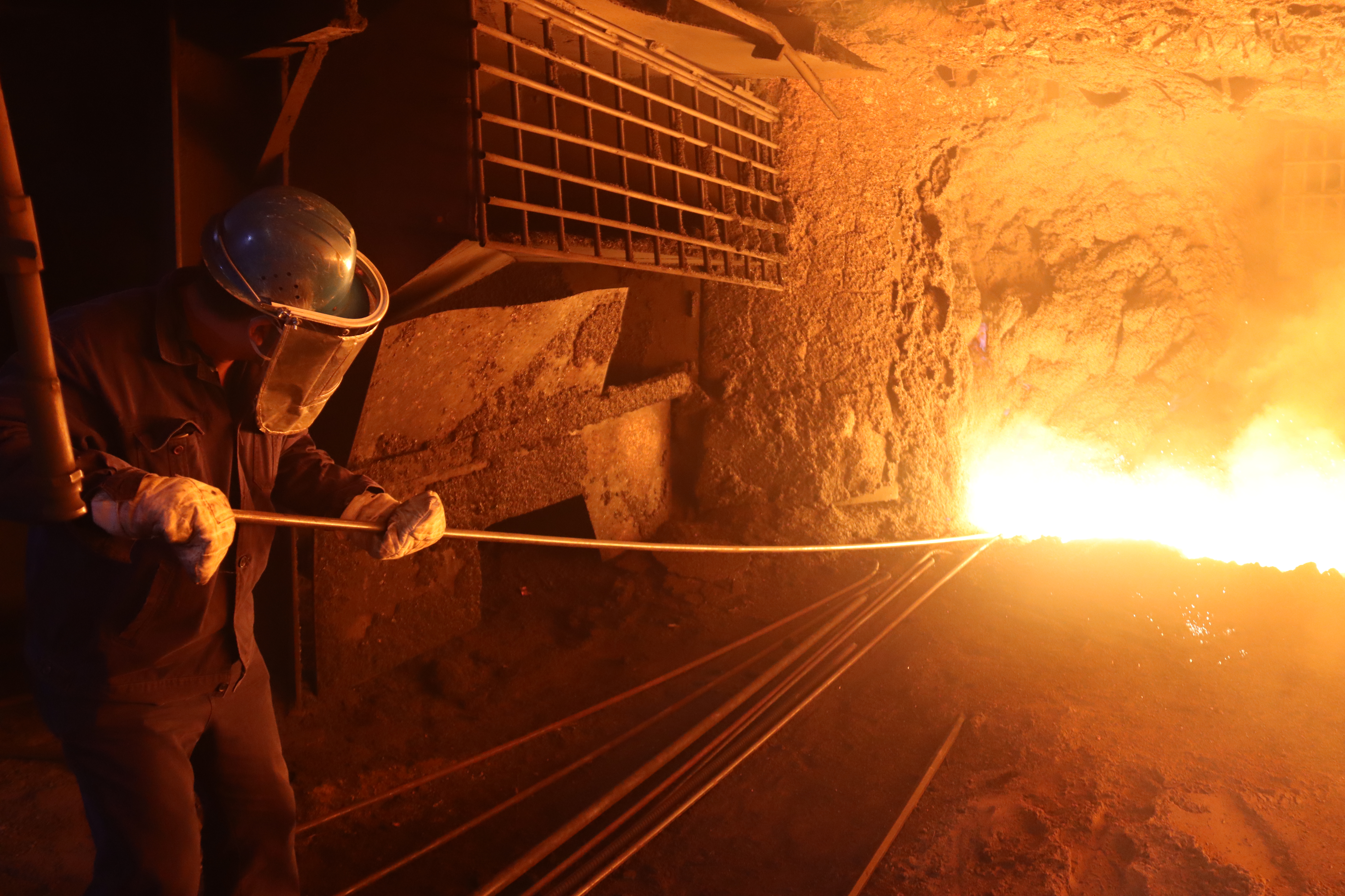 快来和“多彩”的钢城续个火花