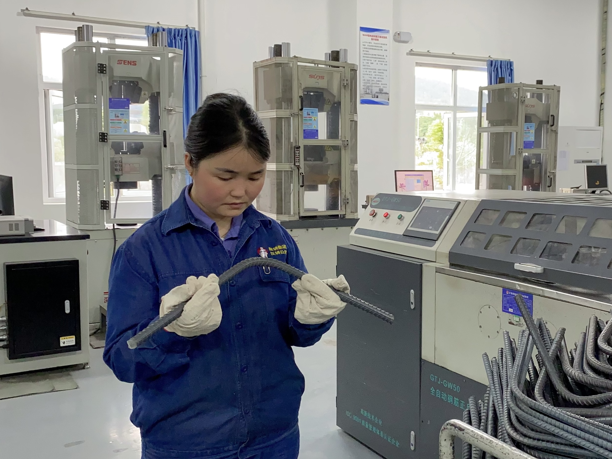 勤勉务实，做合格“钢城卫士”