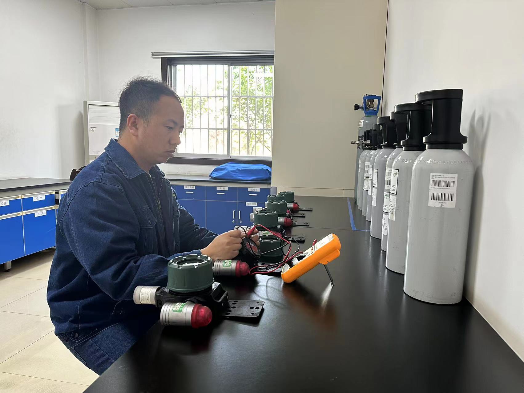 全员比赶超 节能降耗出实招