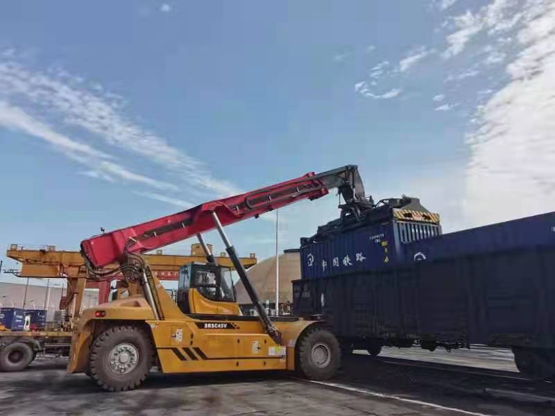 极限降本拼字当头 挖潜增效勇担责任 极限降本拼字当头 挖潜增效勇担责任