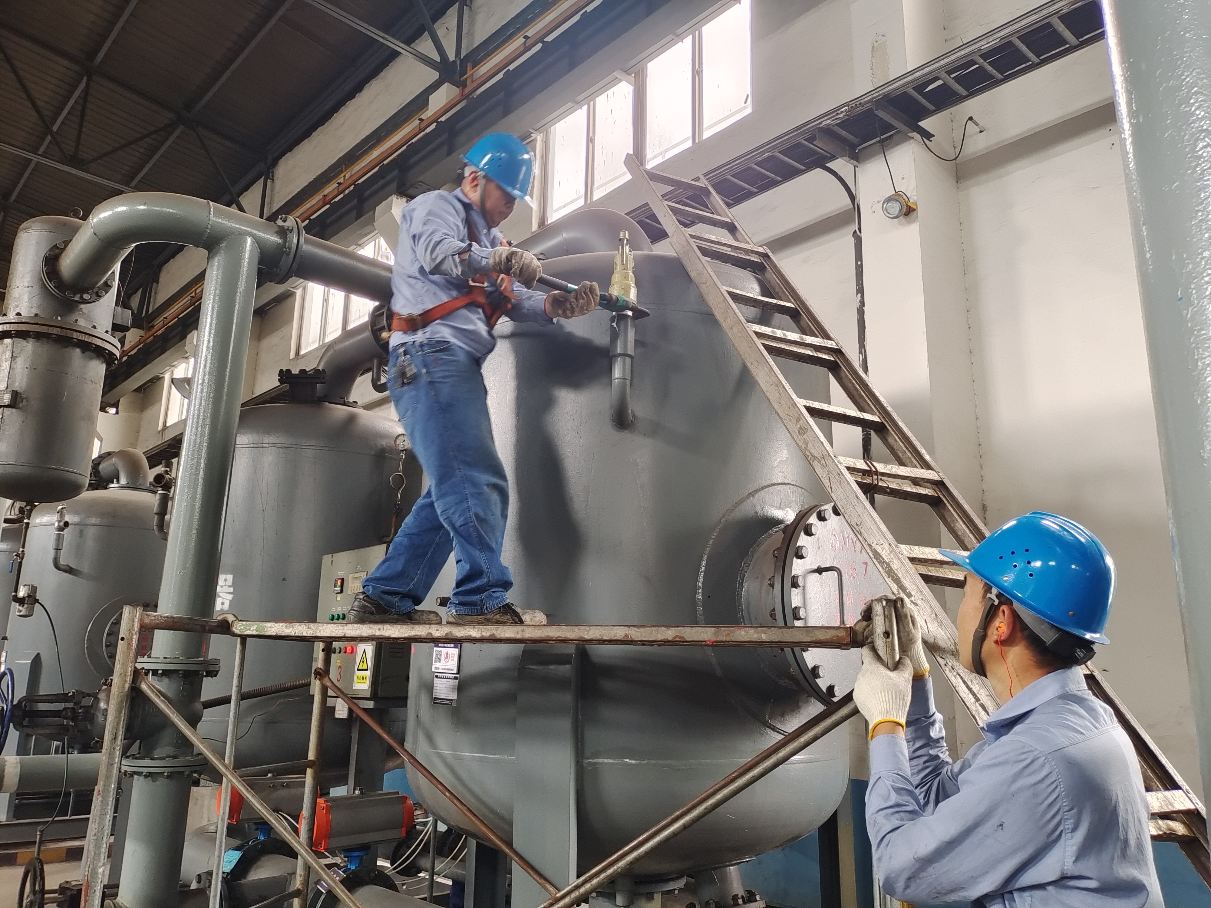 三个严抓，筑牢安全生产“前沿阵地”