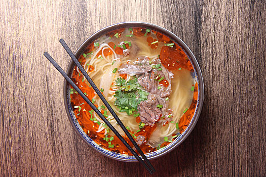 清凉一夏一碗面