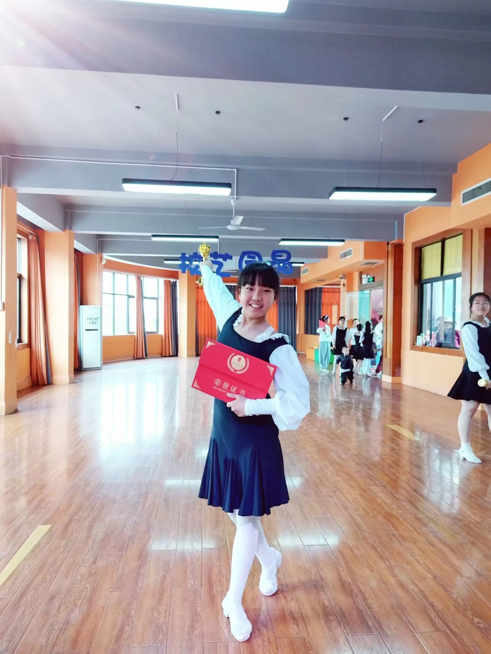 【且听她云】听一听TA们的三两事！