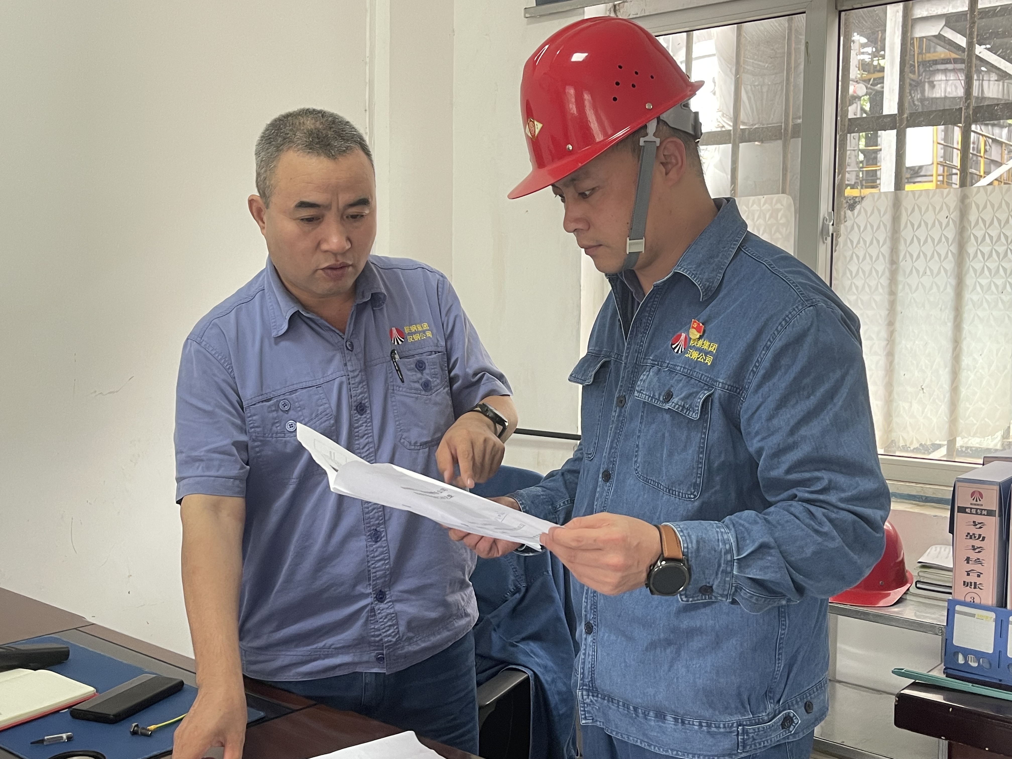 拔除“软钉子” 锤炼“硬作风” 拔除“软钉子” 锤炼“硬作风”