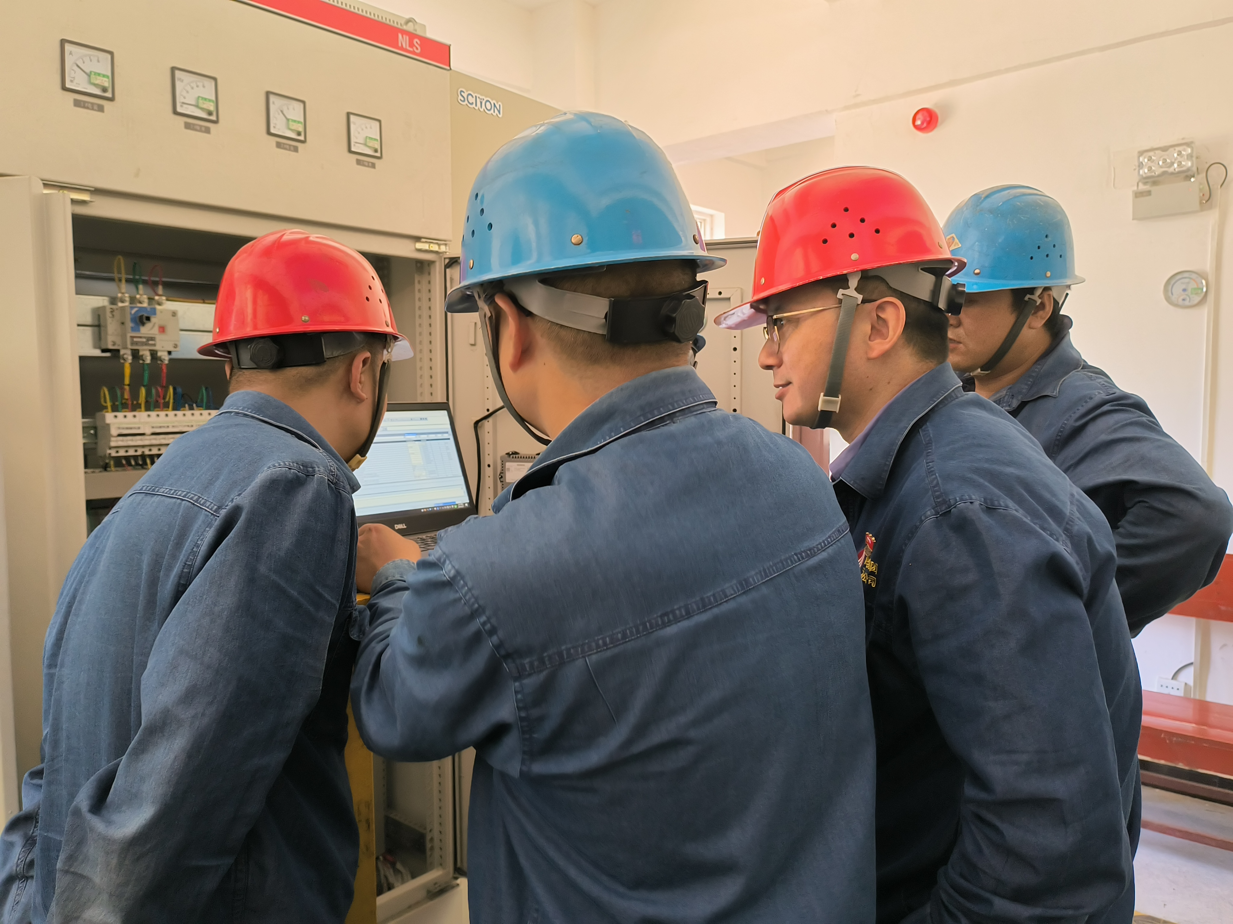 致,八月最可爱的人 致,八月最可爱的人