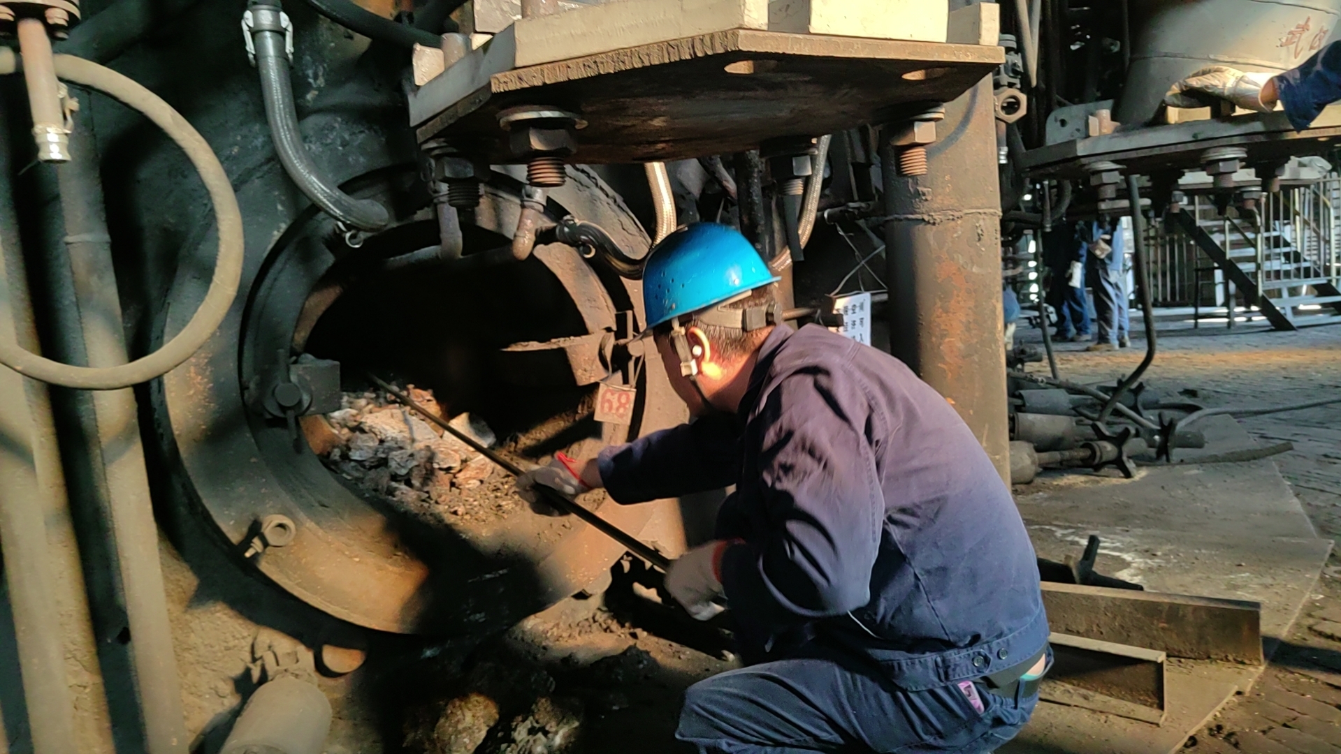 走,带你看初秋最美检修现场! 走,带你看初秋最美检修现场!