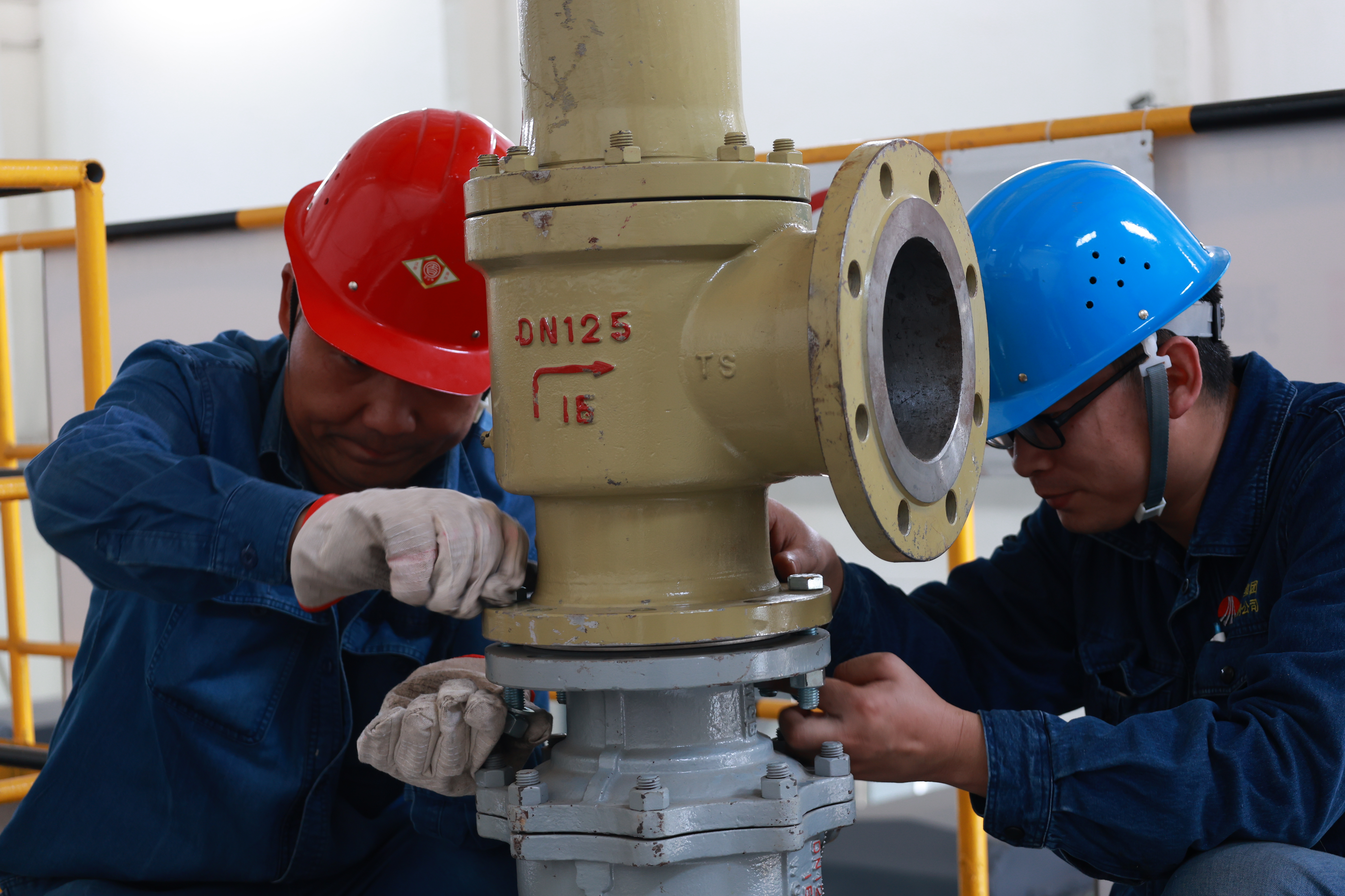 聚力“挖潜” 打好降本增效“主动仗”