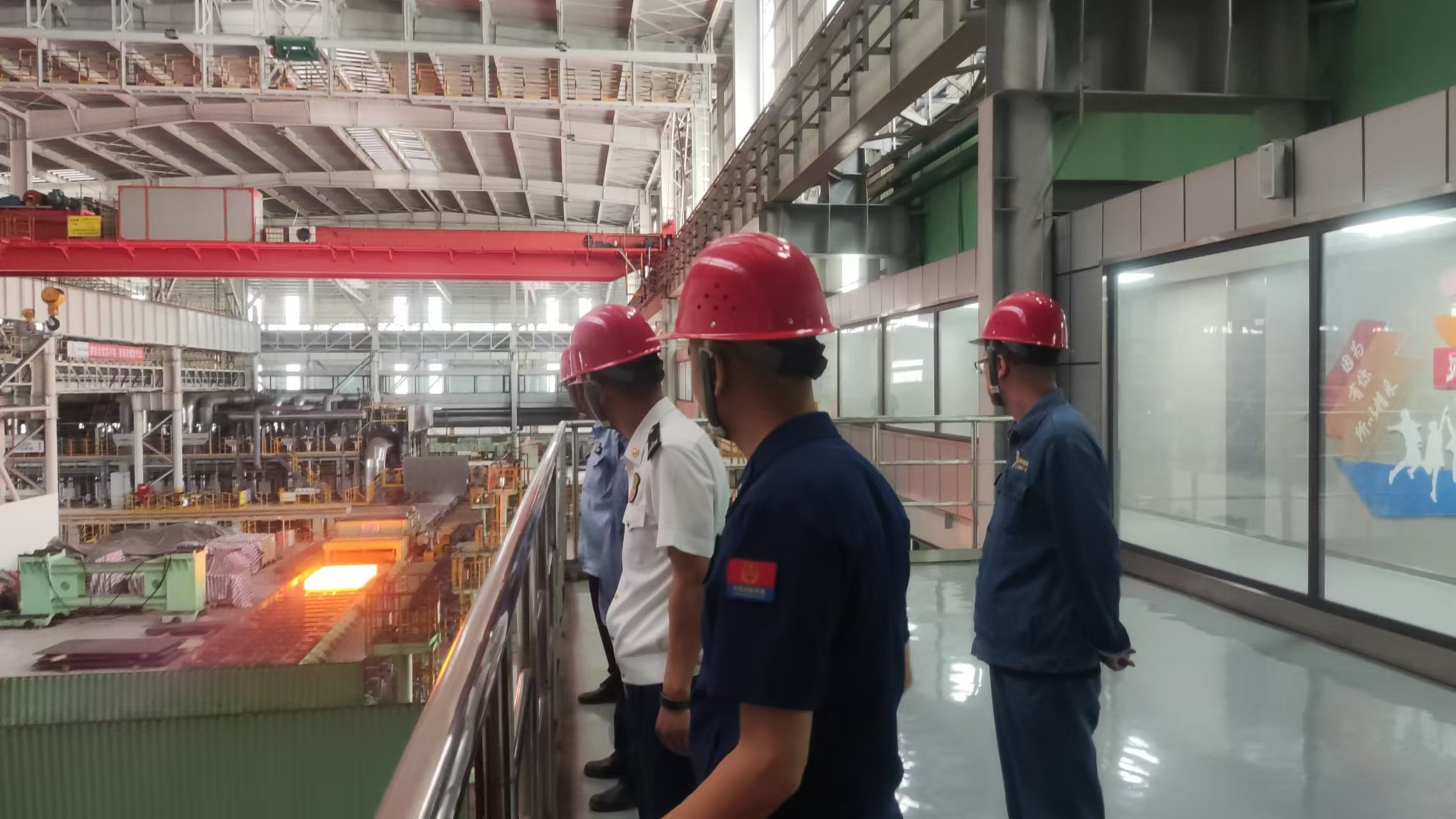 汉中市消防救援支队程守一一行到汉钢公司指导专职消防队备战全省比武竞赛特训工作 汉中市消防救援支队程守一一行到汉钢公司指导专职消防队备战全省比武竞赛特训工作