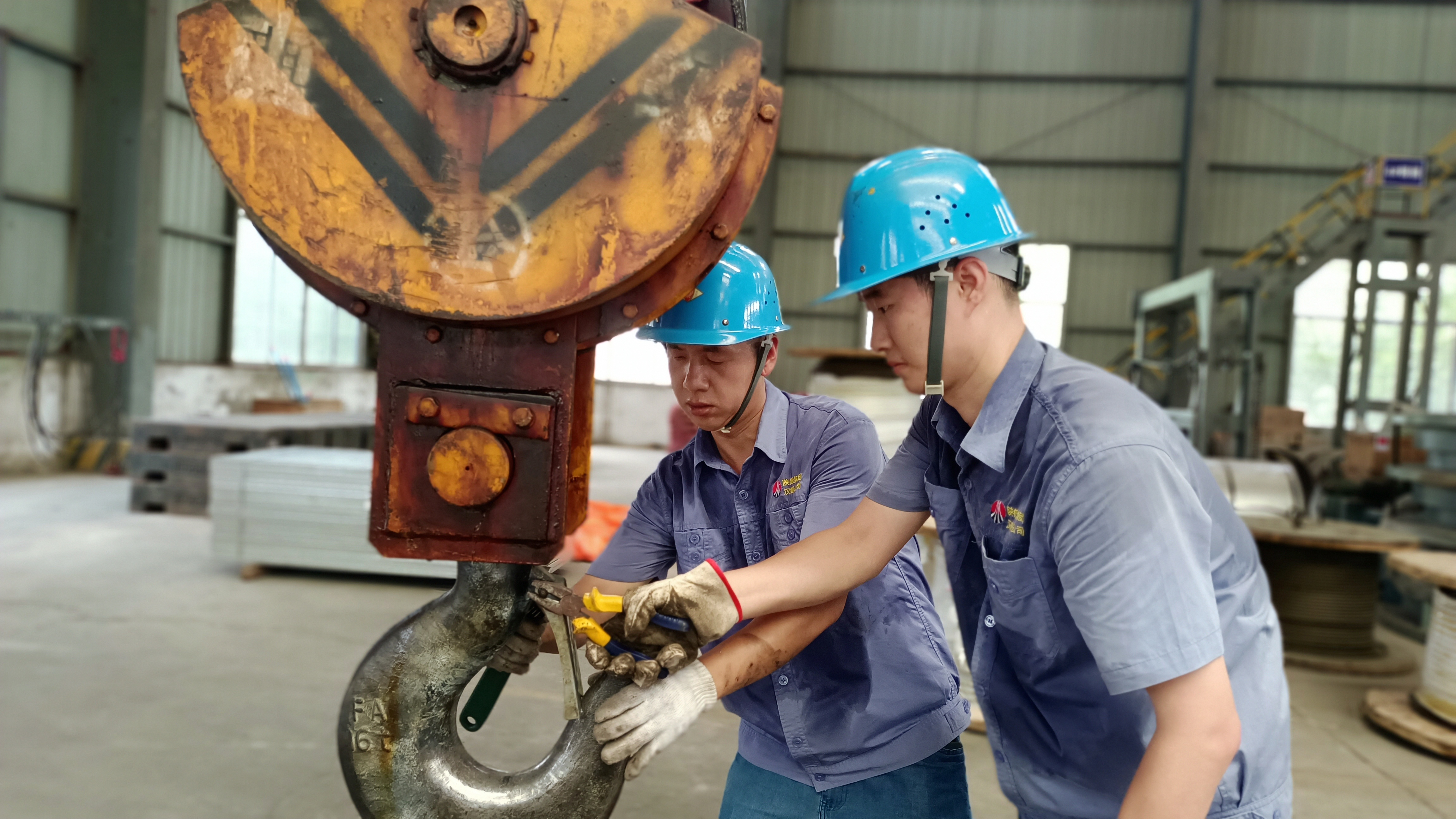 步步生“花”,为安全点亮灯塔 步步生“花”,为安全点亮灯塔