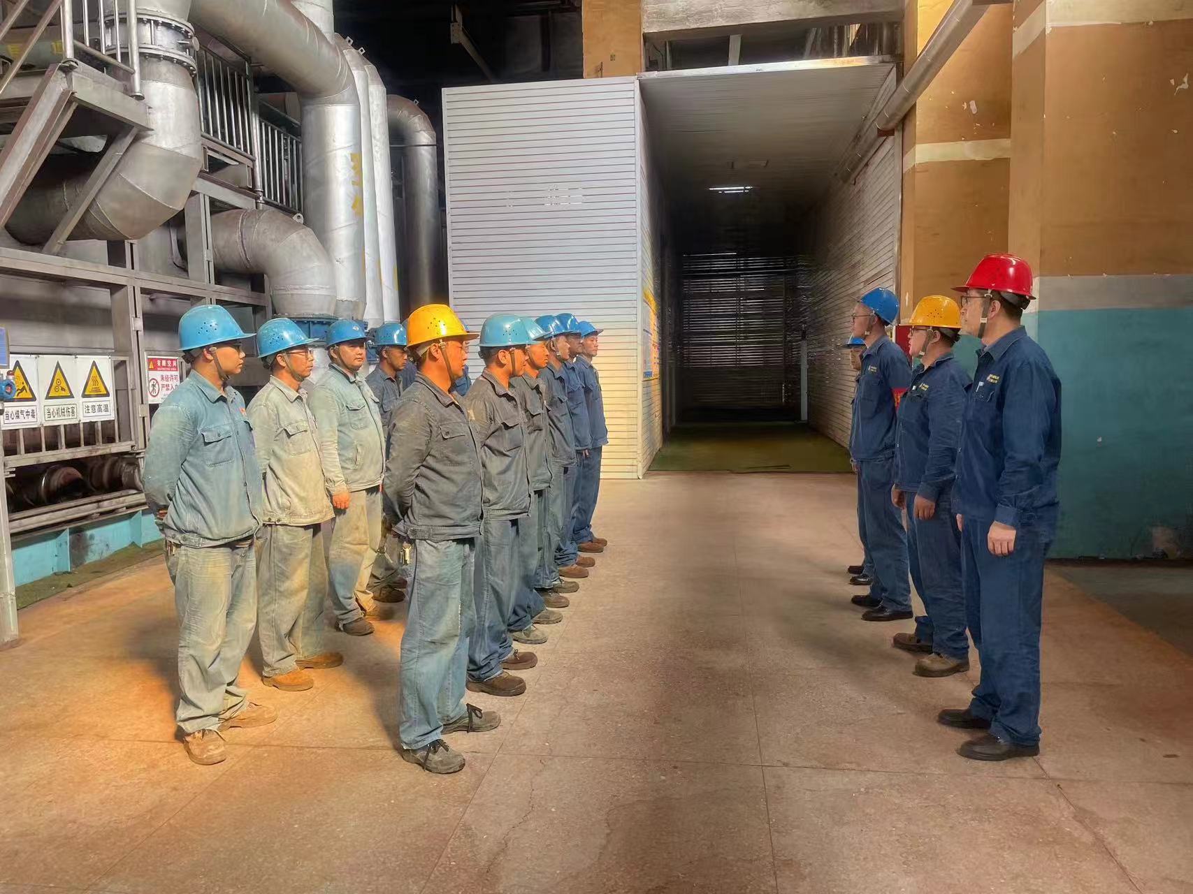 “百日攻关”起跑时“满弓紧弦”不松懈 “百日攻关”起跑时“满弓紧弦”不松懈