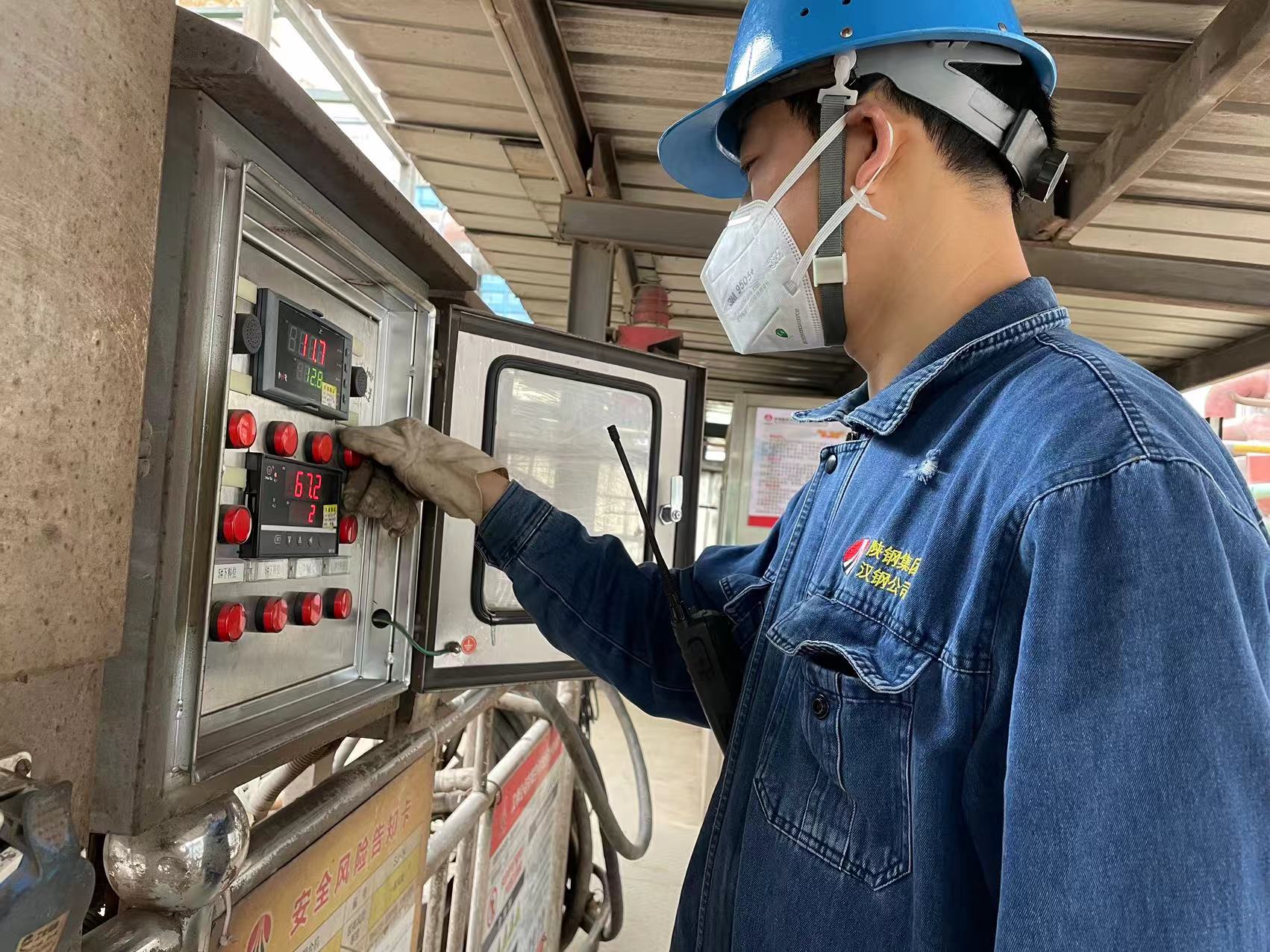 “百日攻关”起跑时“满弓紧弦”不松懈 “百日攻关”起跑时“满弓紧弦”不松懈