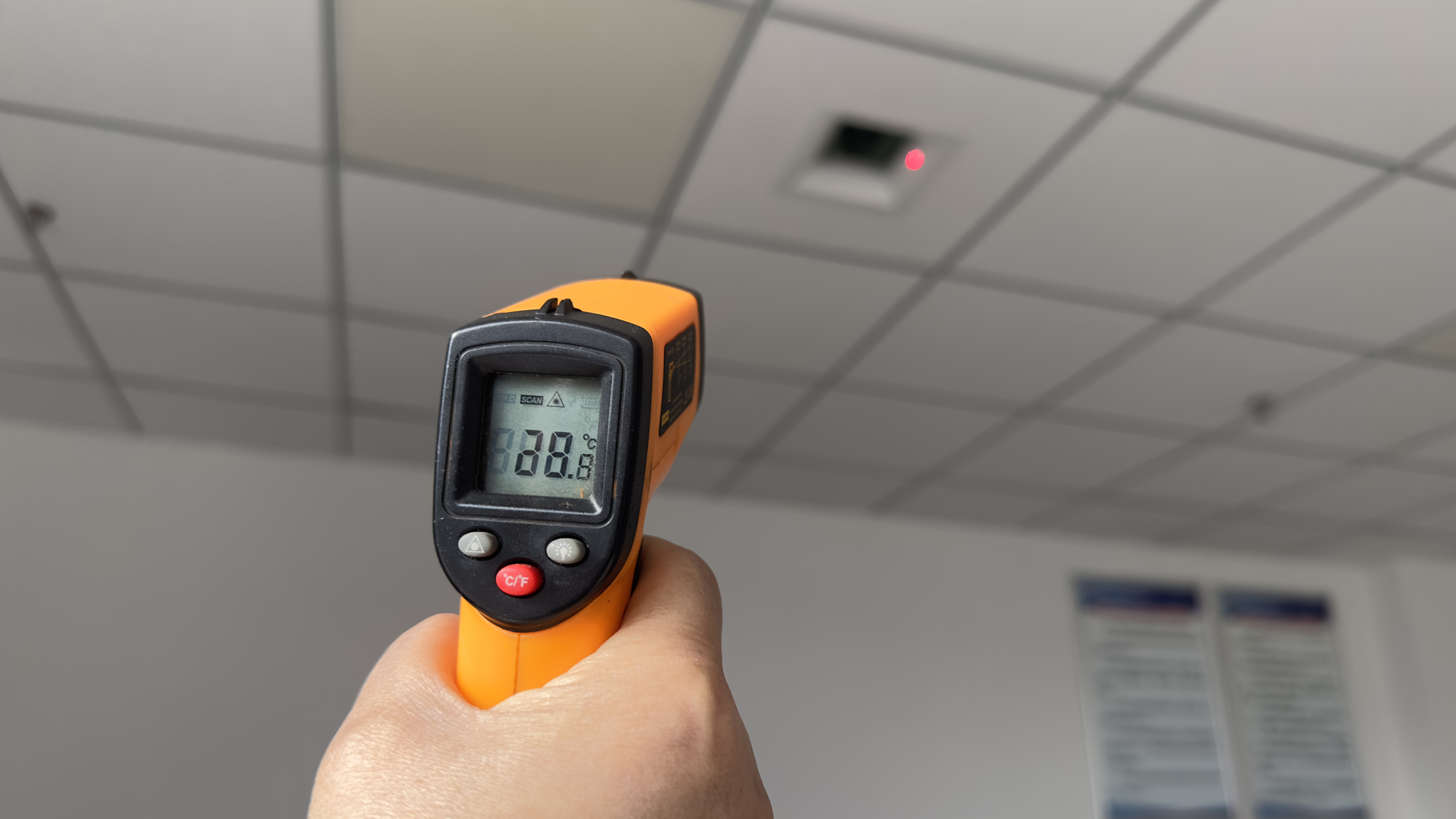 一秒入冬,内保服务中心“火力全开”温暖您的冬天 一秒入冬,内保服务中心“火力全开”温暖您的冬天