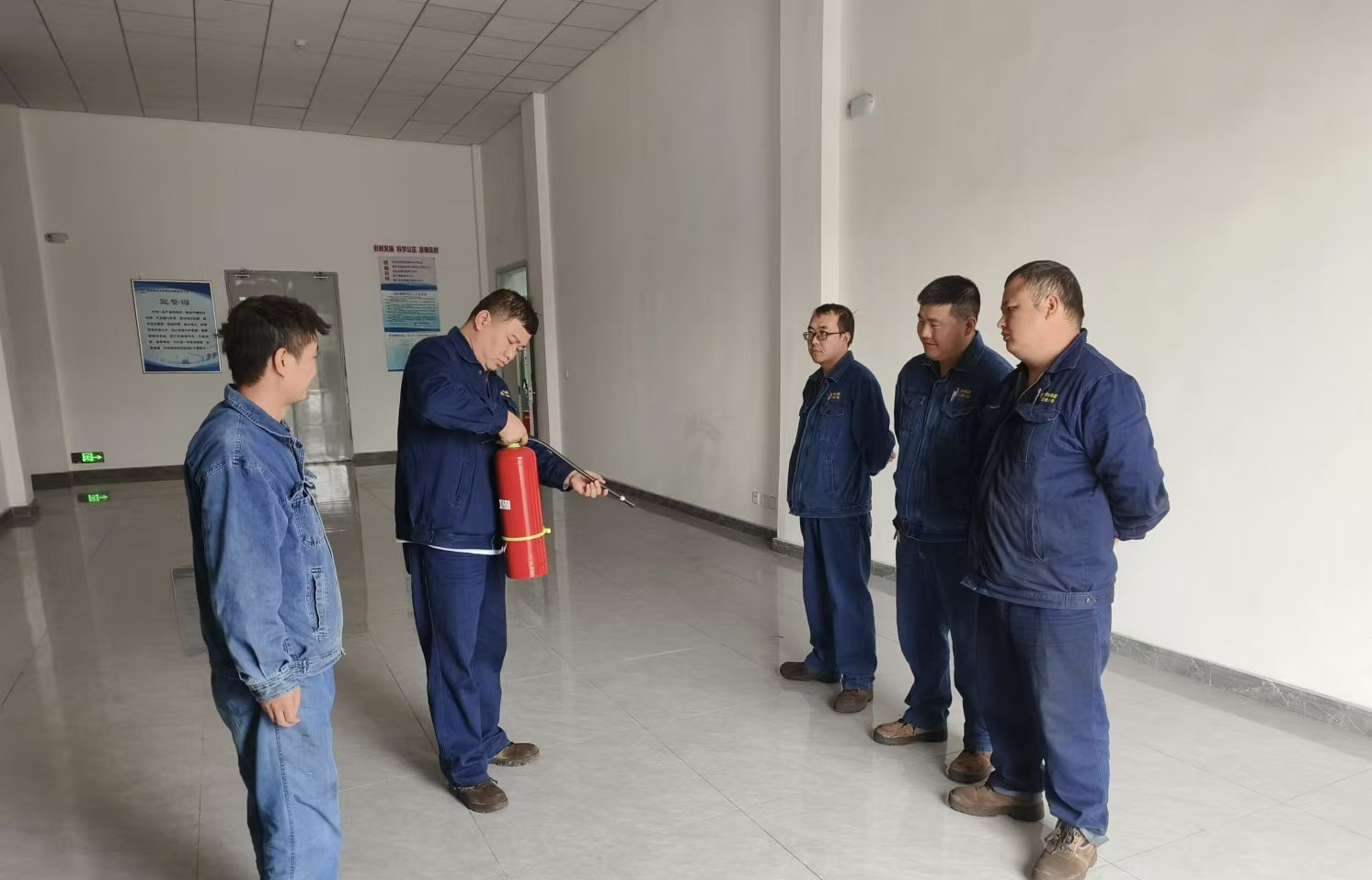 压实责任  筑牢消防安全堡垒