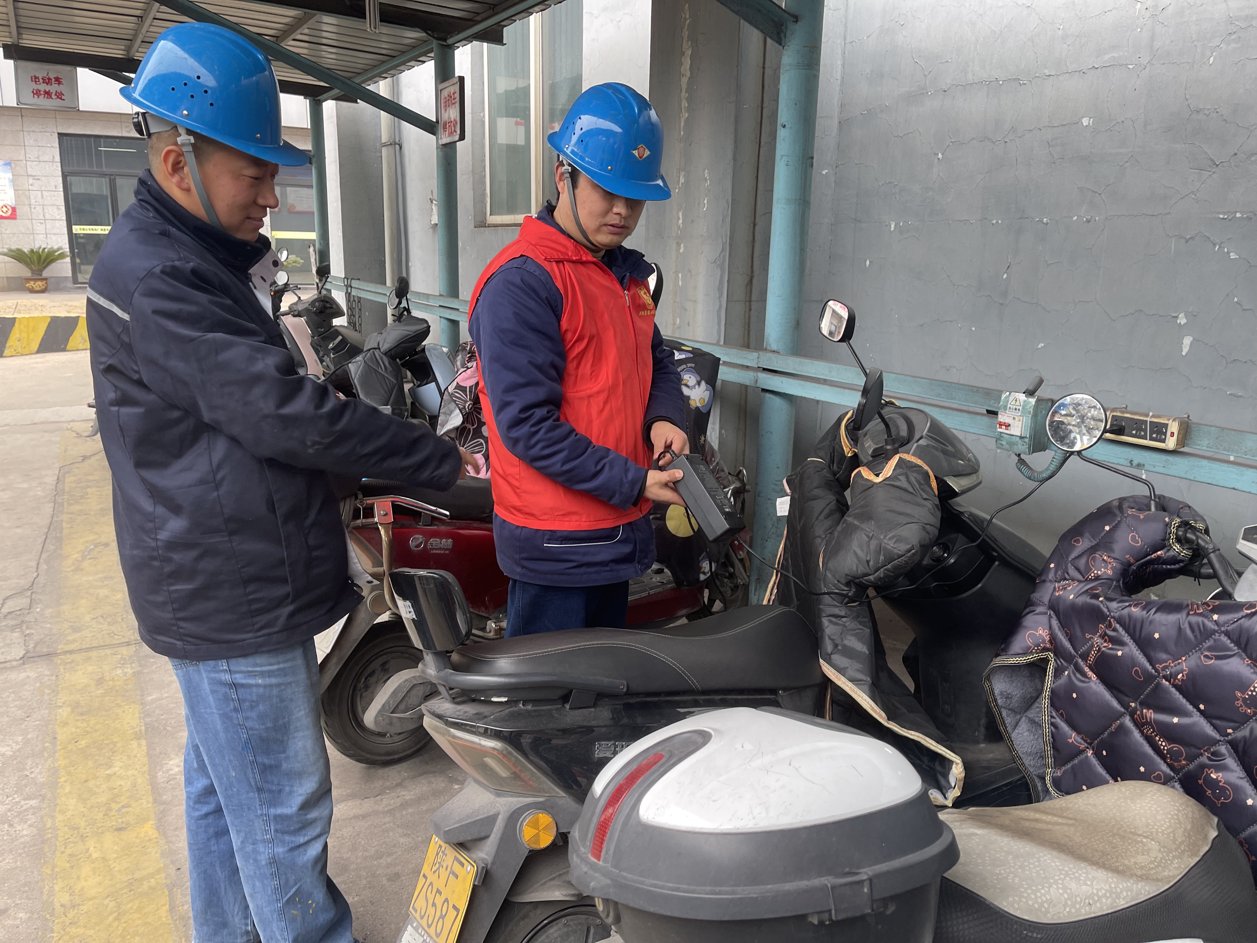 聚焦“三点亮” 筑牢道路交通安全防线 聚焦“三点亮” 筑牢道路交通安全防线