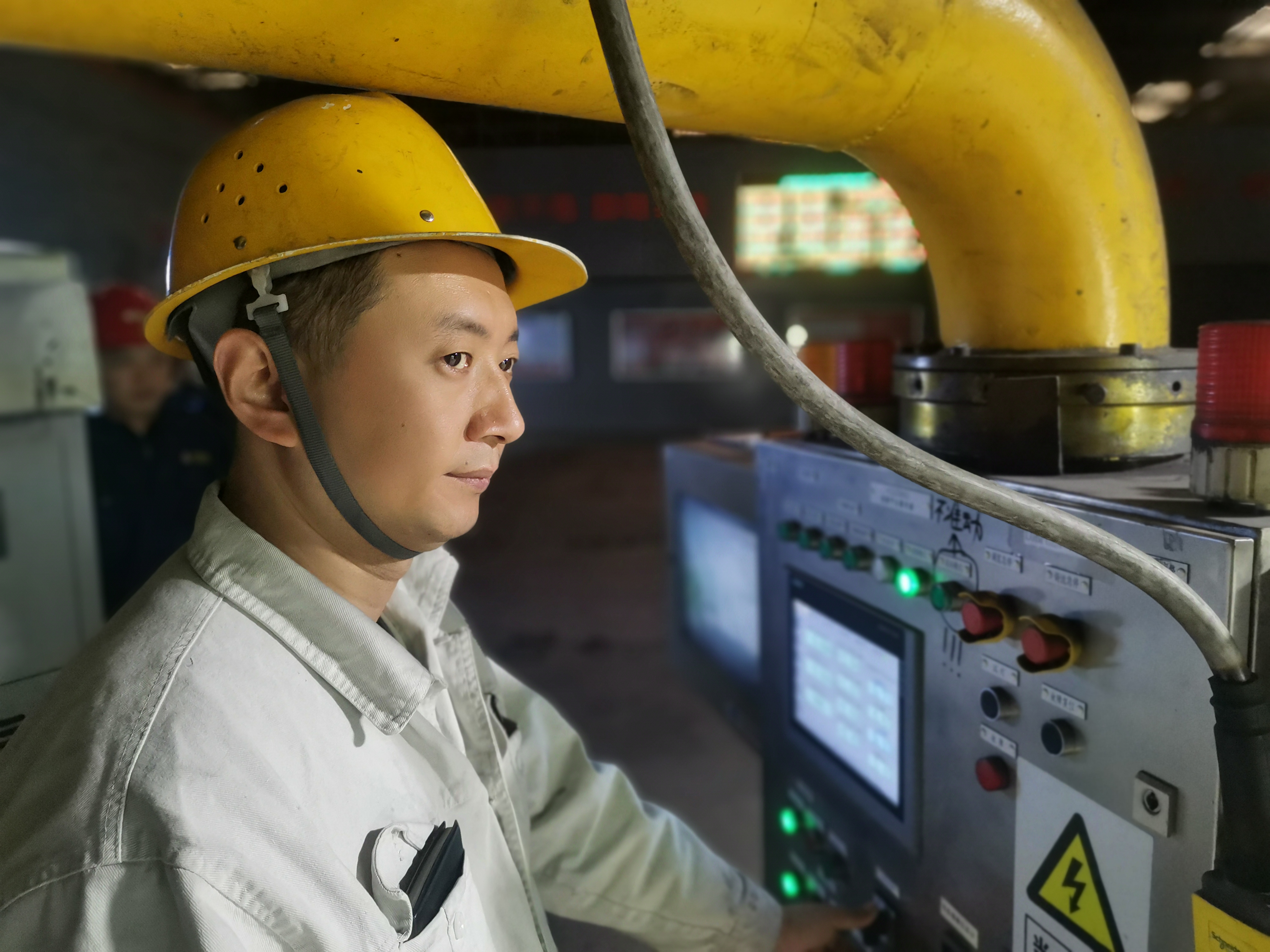 汉钢公司板坯连铸机热换中包一次性成功