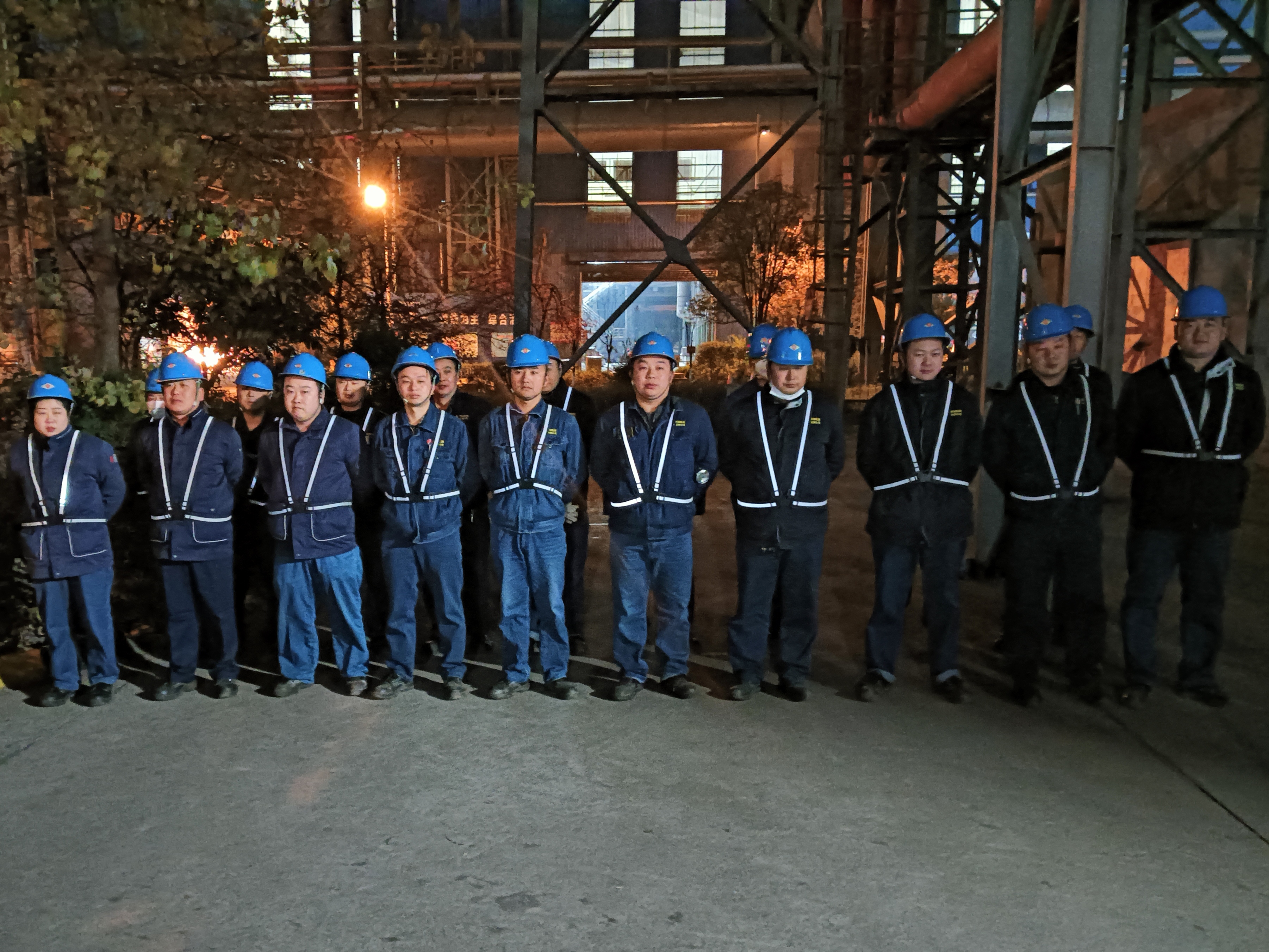 一件反光衣的独白