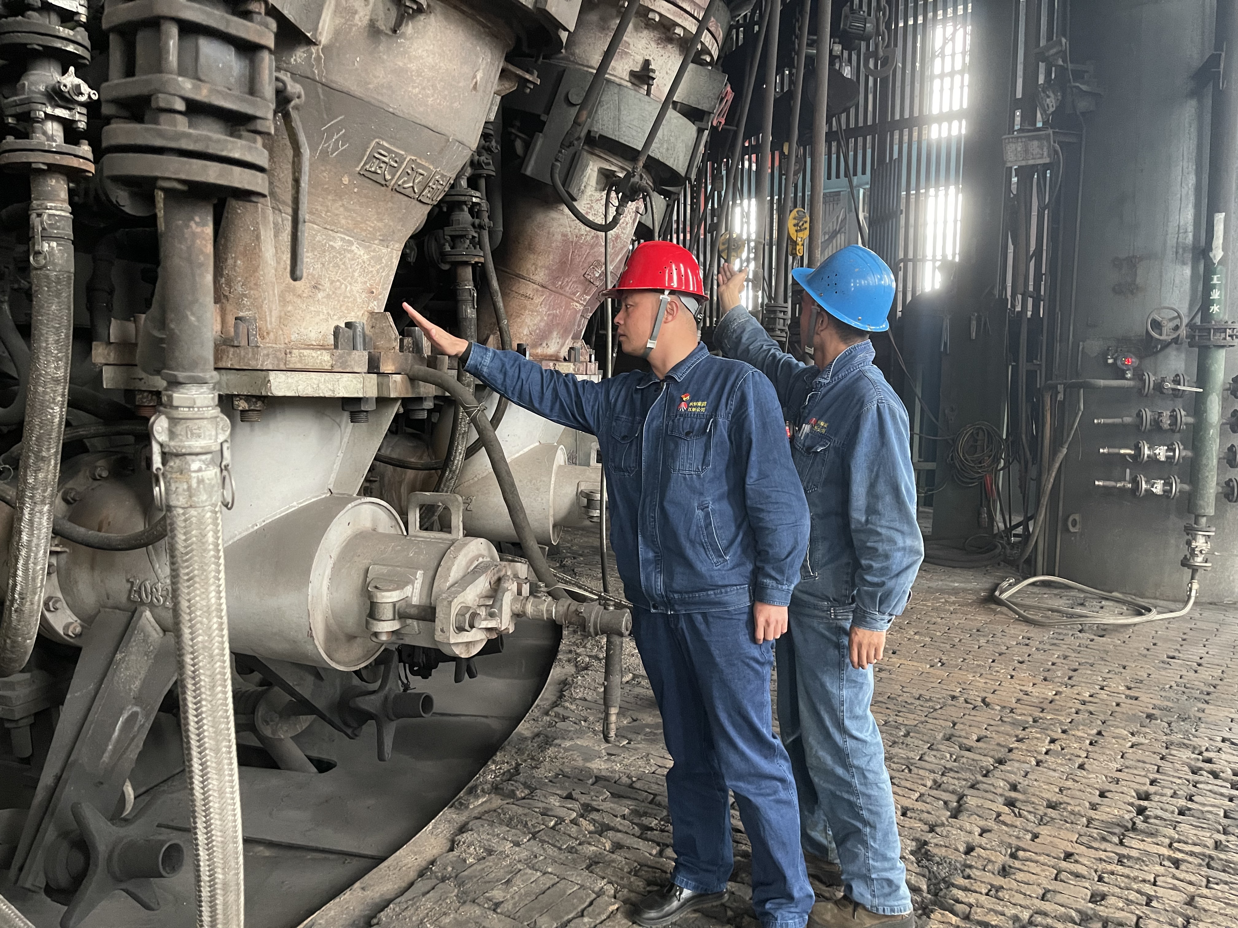 强“算账”融入生产 明导向同频共振