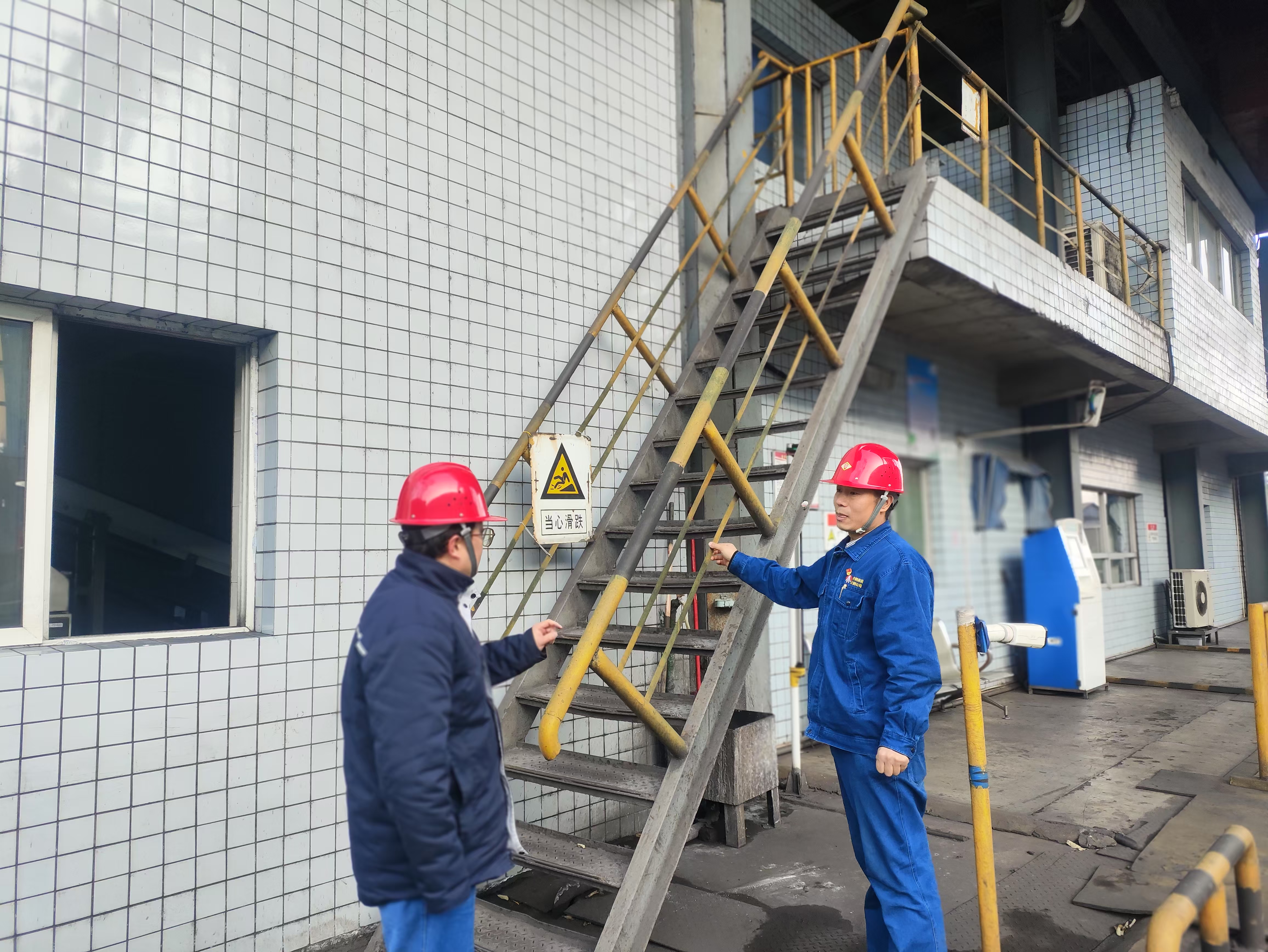 靶向发力抓重点 精细管理保安全