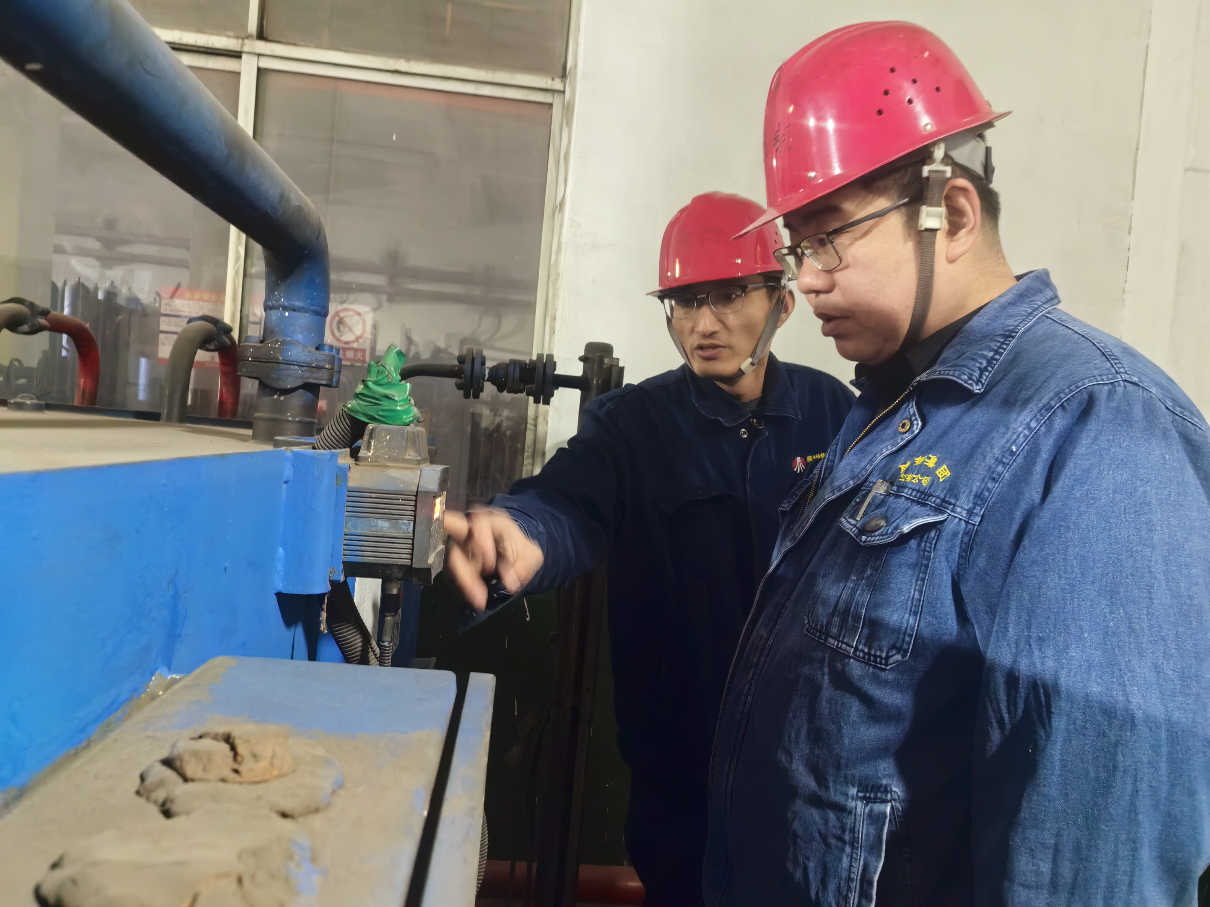 把“四种经营理念”书写在基层一线！