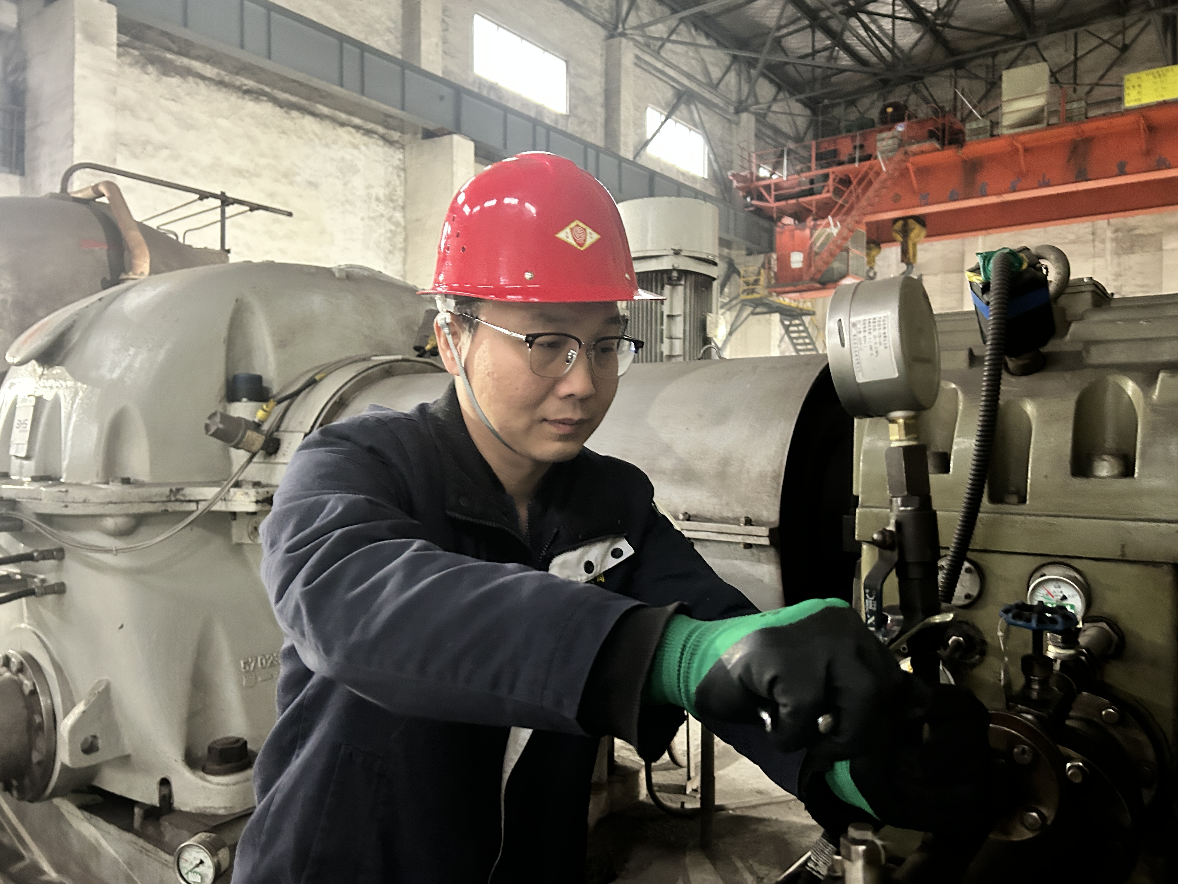 检修现场的“铁军先锋”