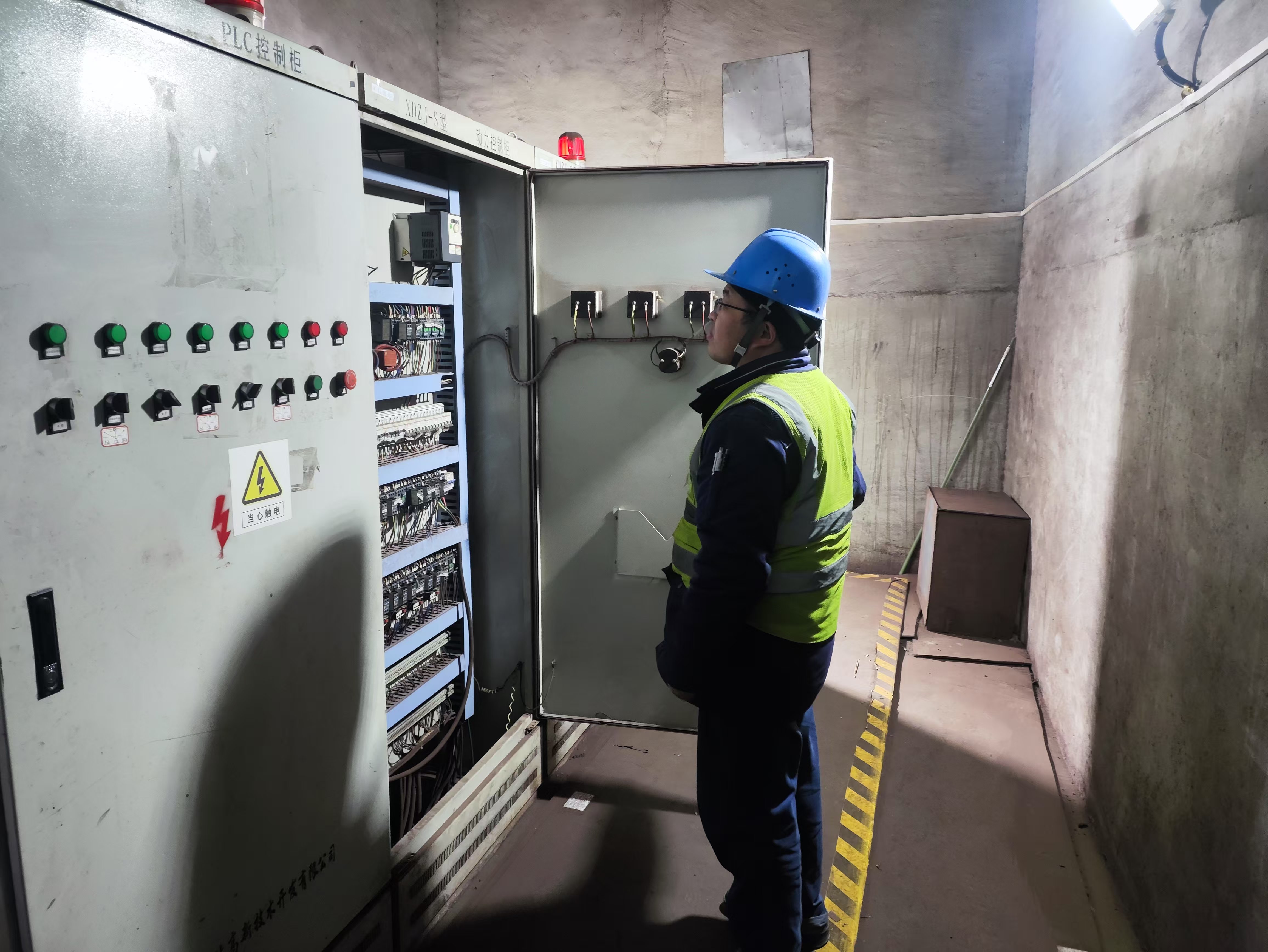 知形势 明任务 以决战之姿打硬仗 知形势 明任务 以决战之姿打硬仗