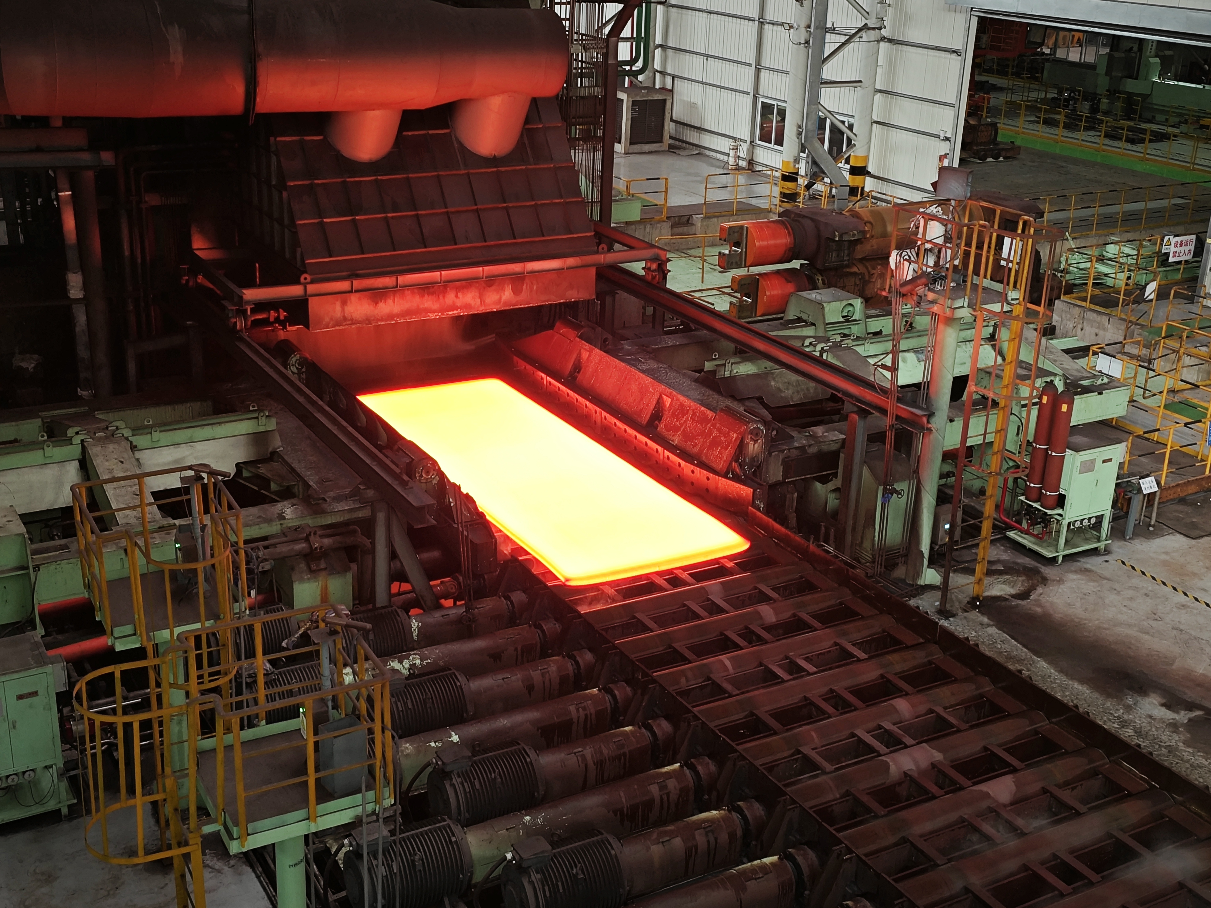 再添新丁-汉钢公司成功研制桥梁用结构钢板Q420qE