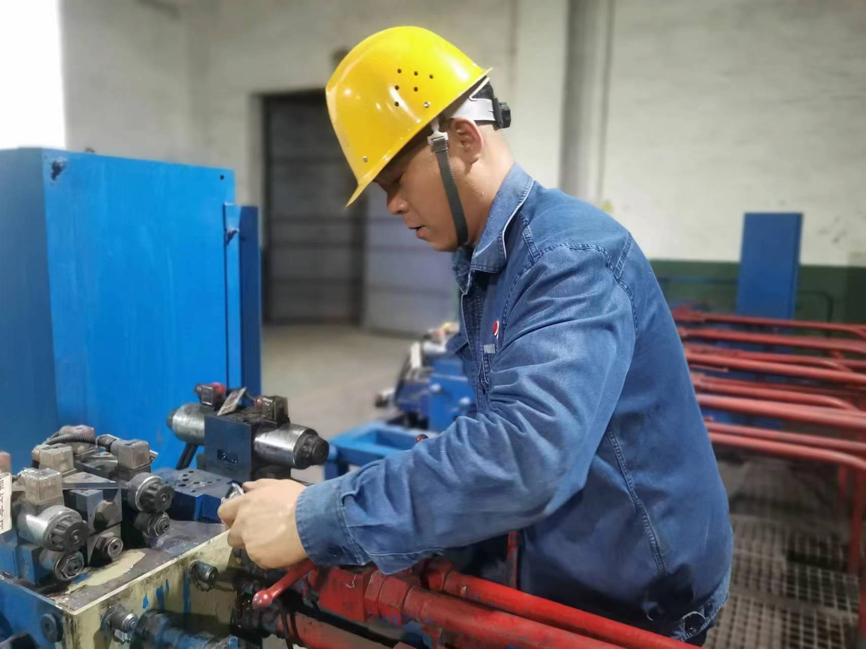 春潮涌动 奏响奋勇向前“春之曲” 春潮涌动 奏响奋勇向前“春之曲”