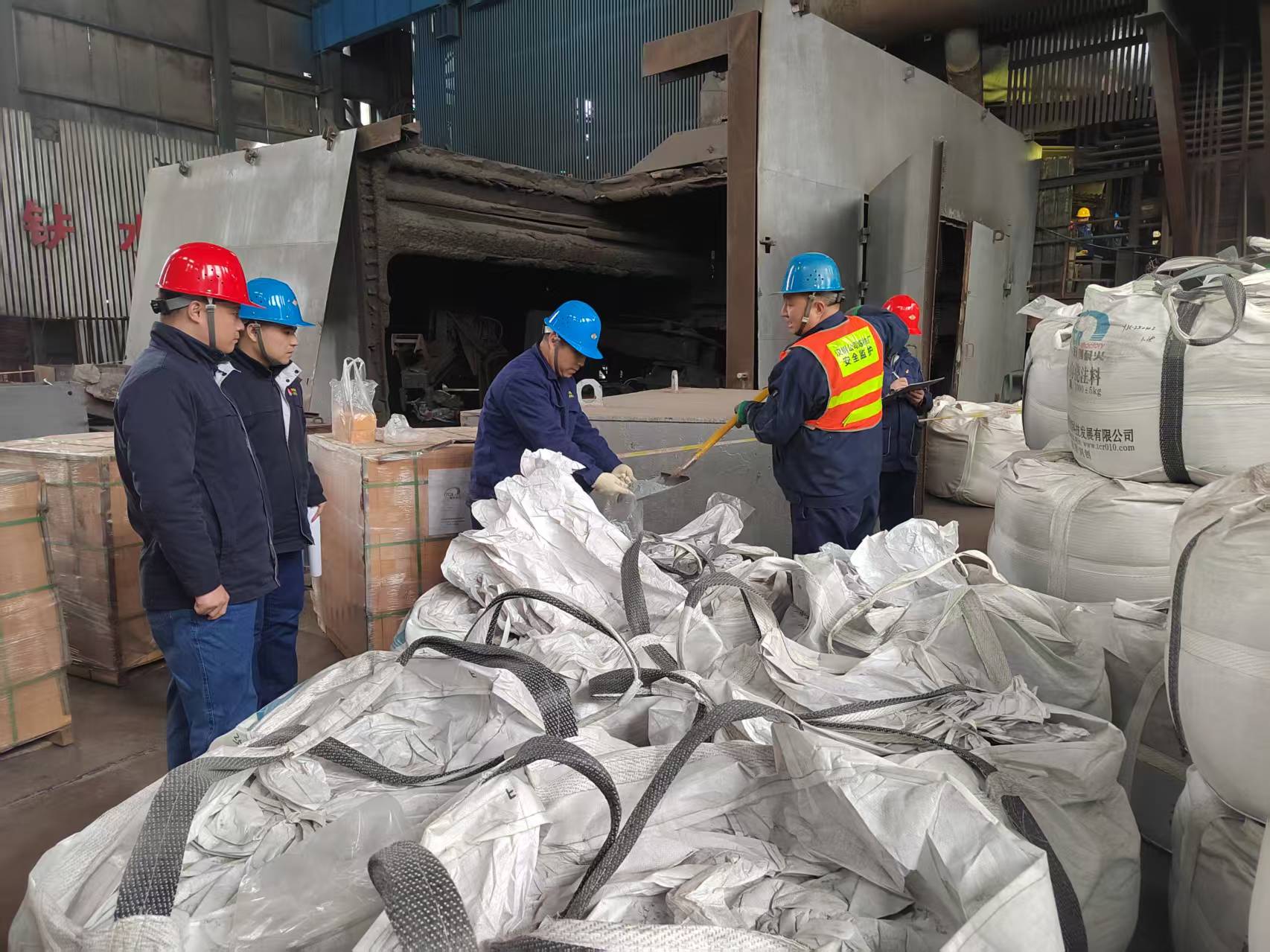 擦亮监督“探头” 以“纪”之力守护钢城“廉洁气” 擦亮监督“探头” 以“纪”之力守护钢城“廉洁气”