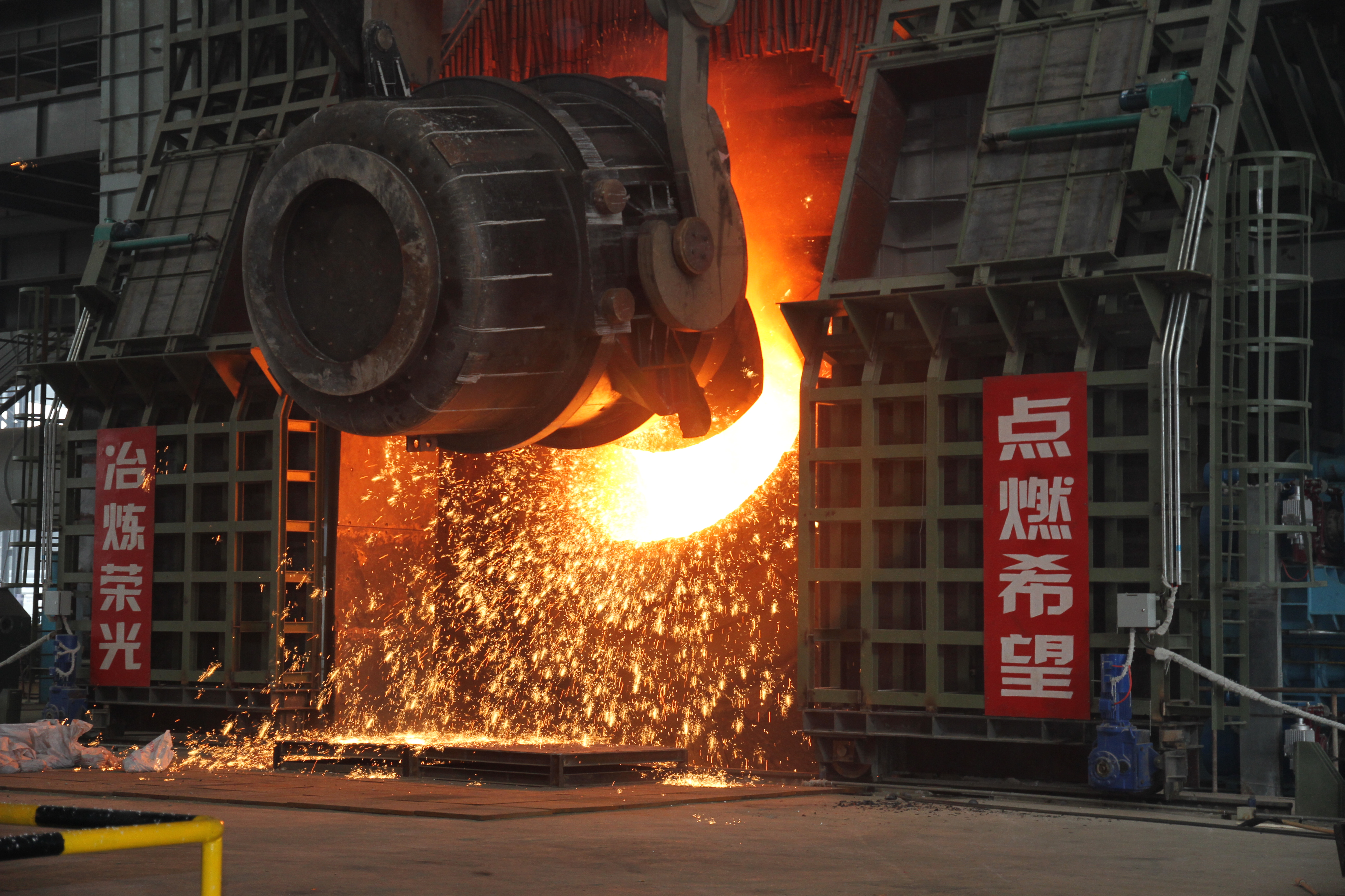 奋战春天里 实干开新局 奋战春天里 实干开新局