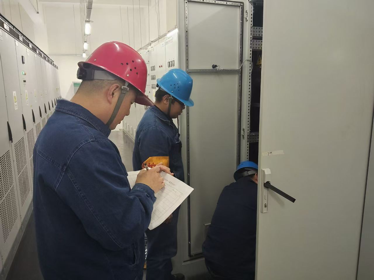 策马“赶春光”，奏响安全管理奋进曲！