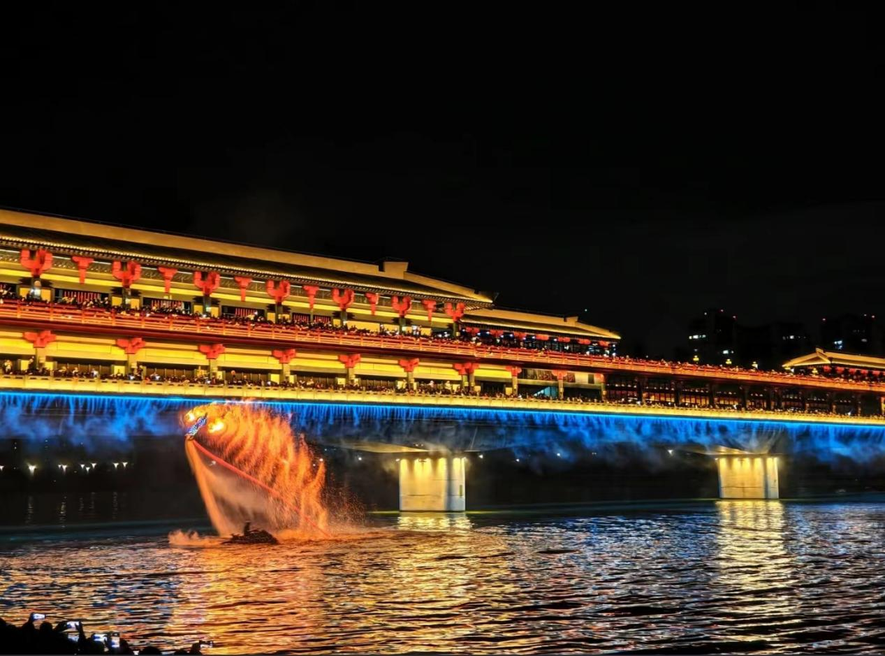 咸阳古渡廊桥的视觉盛宴 ——非遗文化的创新传承