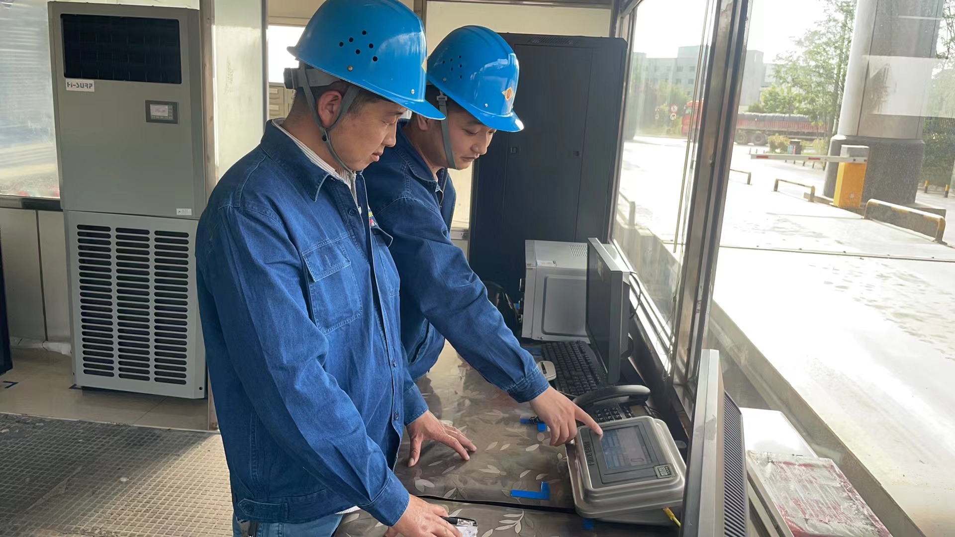 充好“满格电” 让计量服务一路“狂飙” 充好“满格电” 让计量服务一路“狂飙”