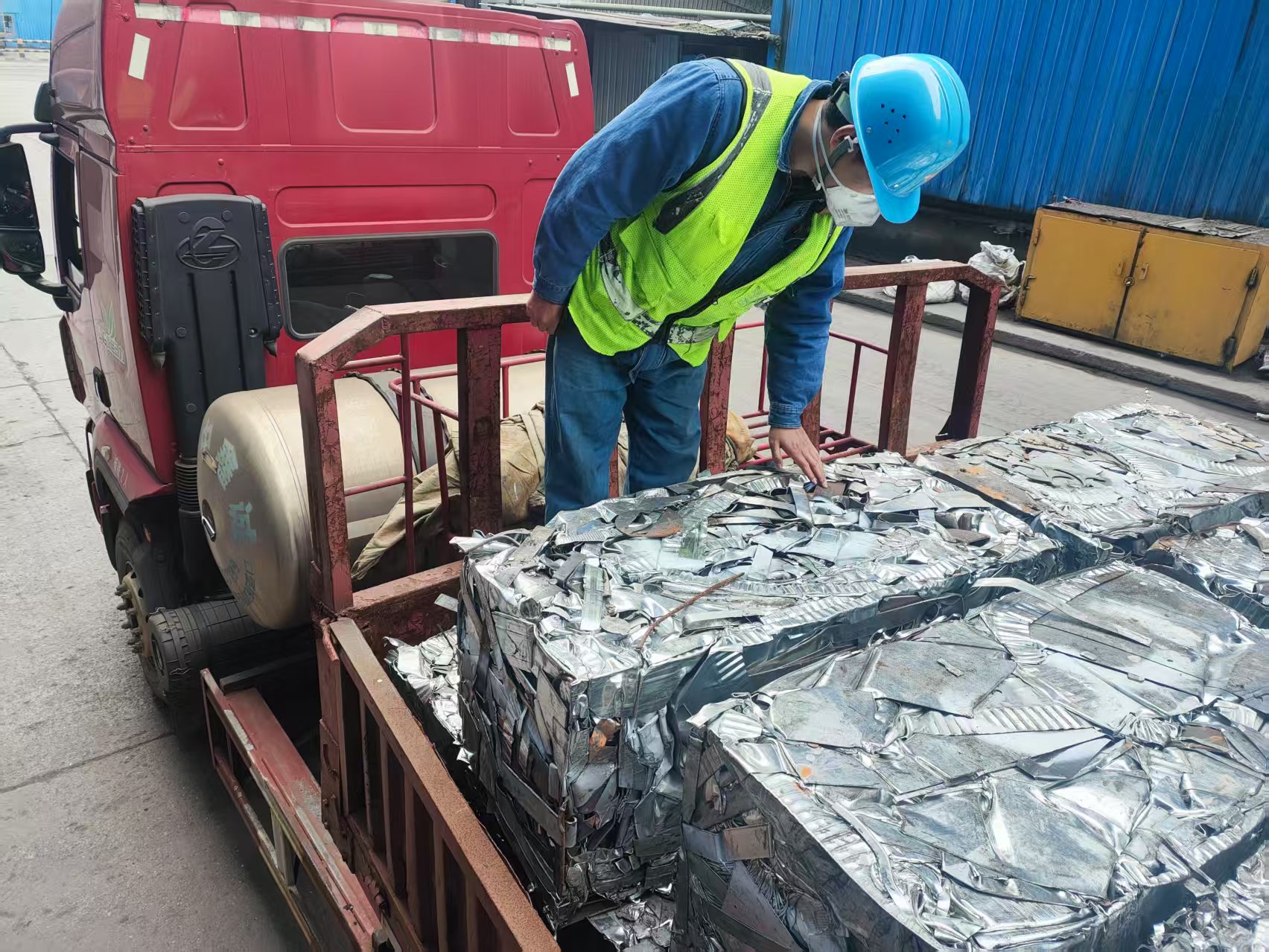 以管理之“手”挤干成本“水分” 以管理之“手”挤干成本“水分”