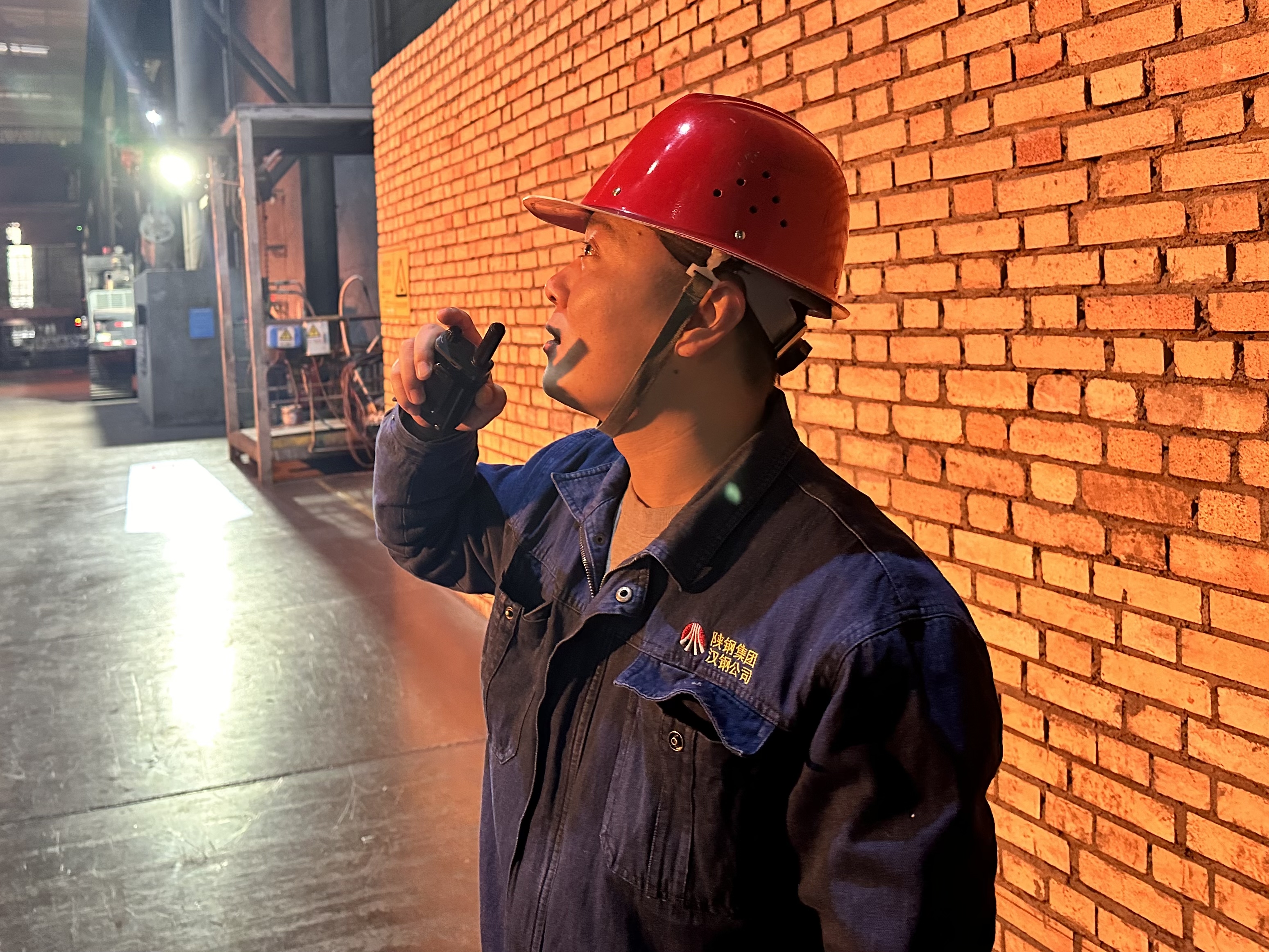 看,属于他们的钢铁勋章 看,属于他们的钢铁勋章