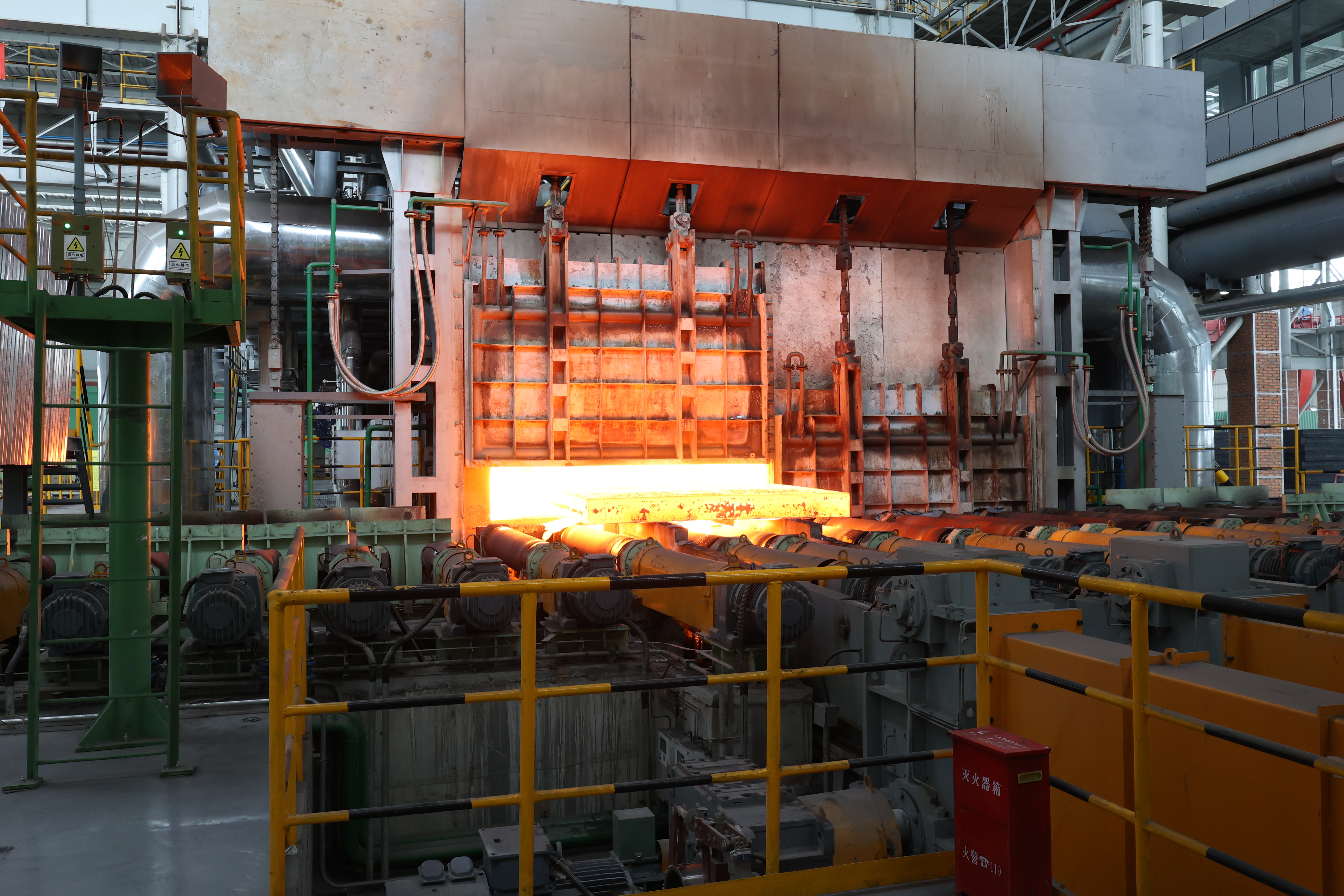 精品板材自述：从铁水到钢材，我的“硬核”成长记